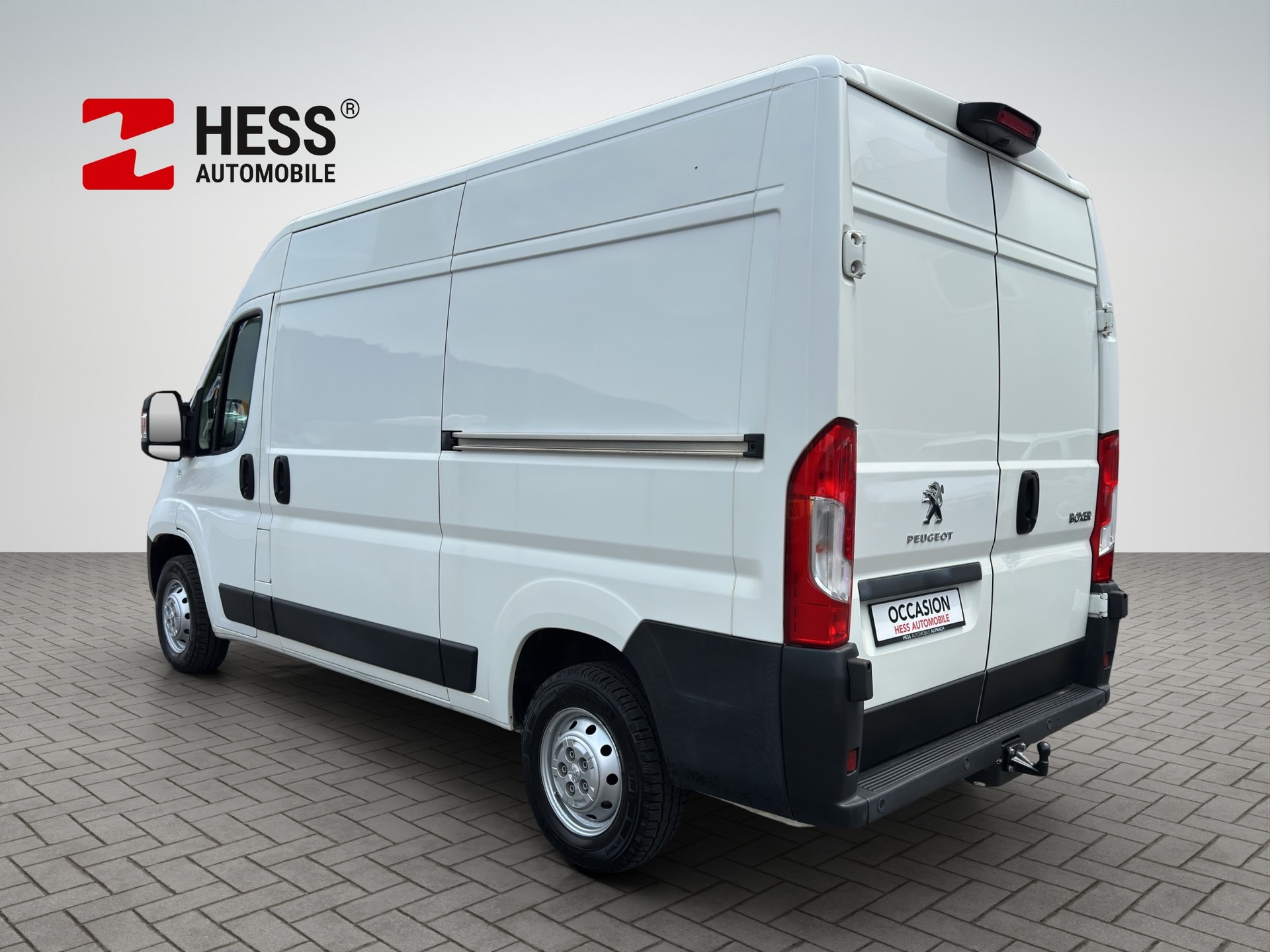 PEUGEOT Boxer 2.0 HDI 335 Active L2H2-image-3