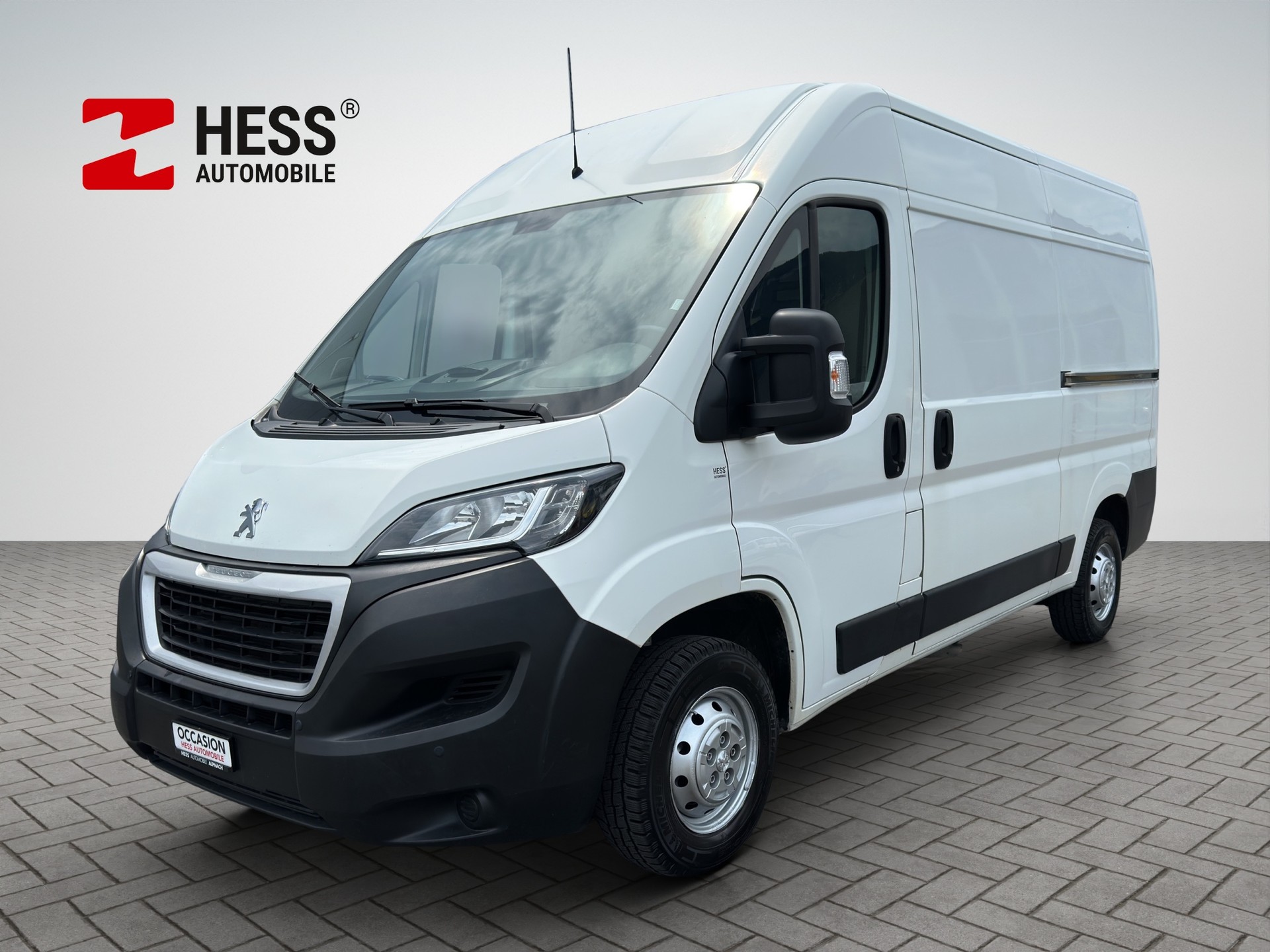 PEUGEOT Boxer 2.0 HDI 335 Active L2H2-image-0