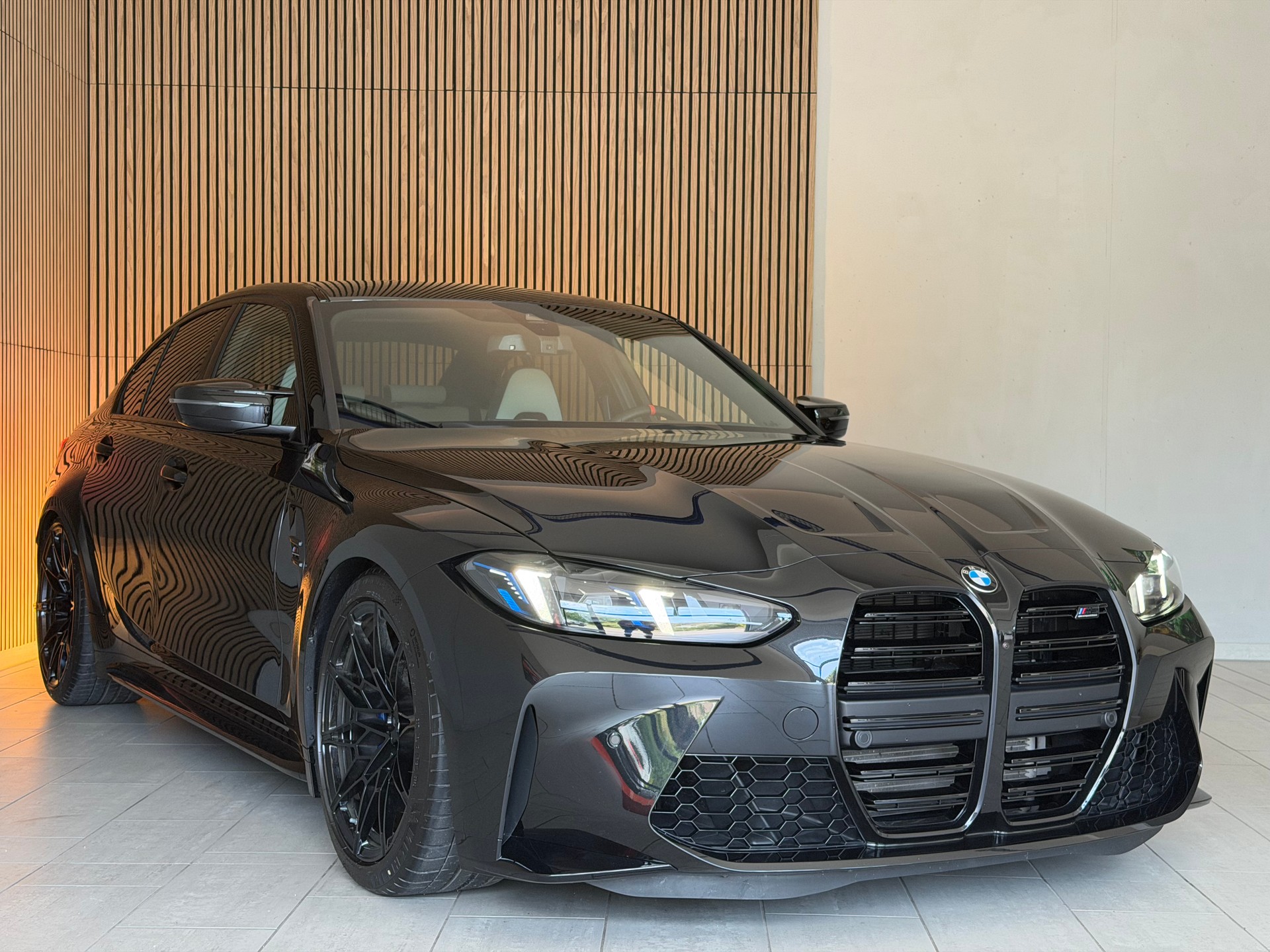 BMW M3 Competition M xDrive-image-4
