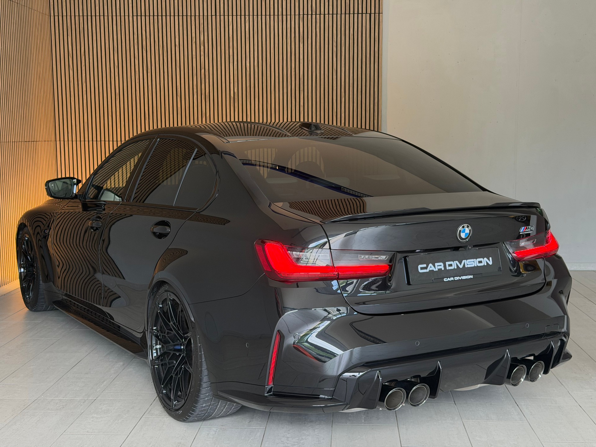 BMW M3 Competition M xDrive-image-11