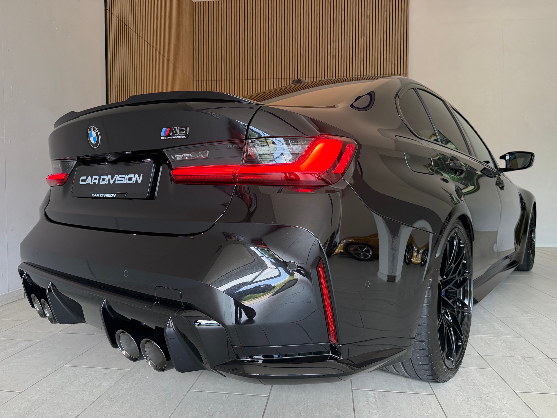 BMW M3 Competition M xDrive-image-7