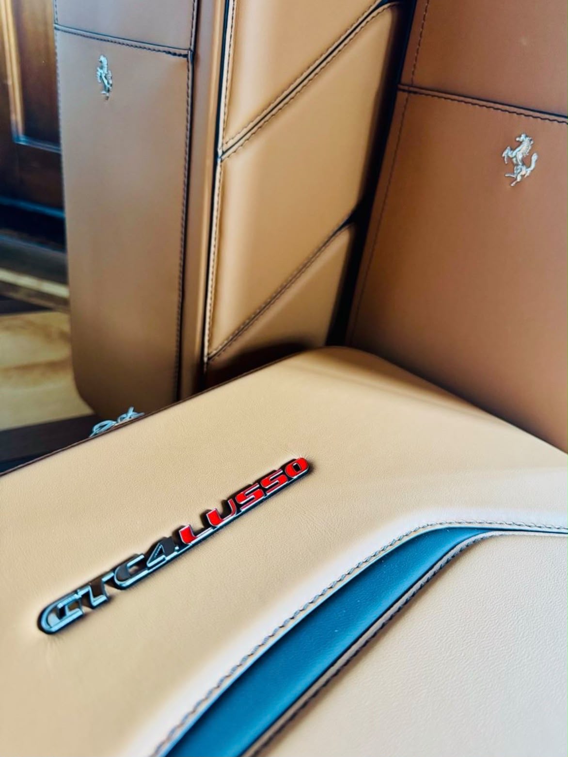 FERRARI GTC4 Lusso Ferrari luggage set for sale-image-2