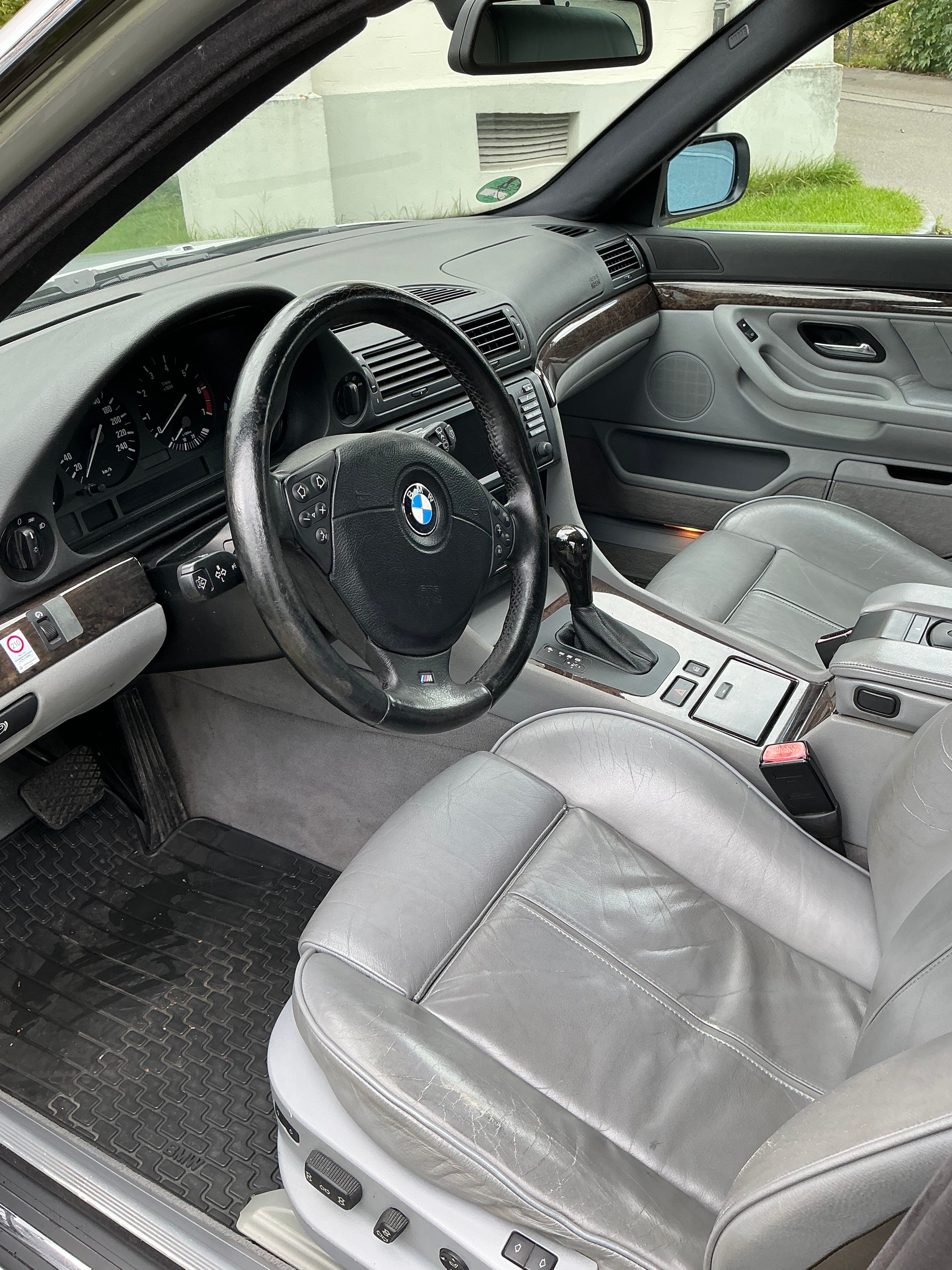 BMW 740i V8 ABS dAiB-image-6