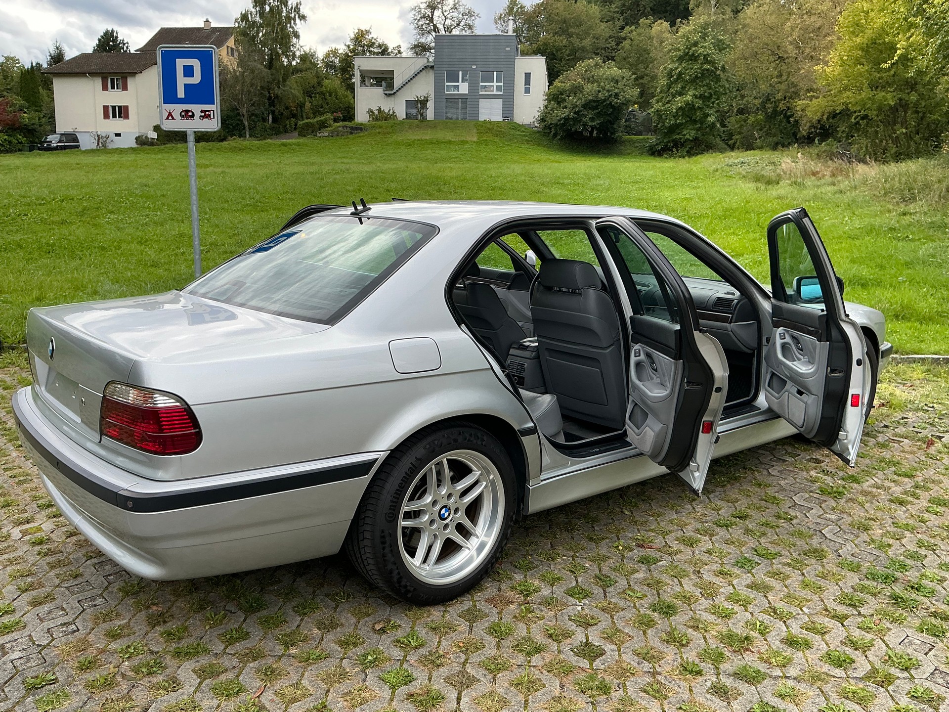 BMW 740i V8 ABS dAiB-image-12