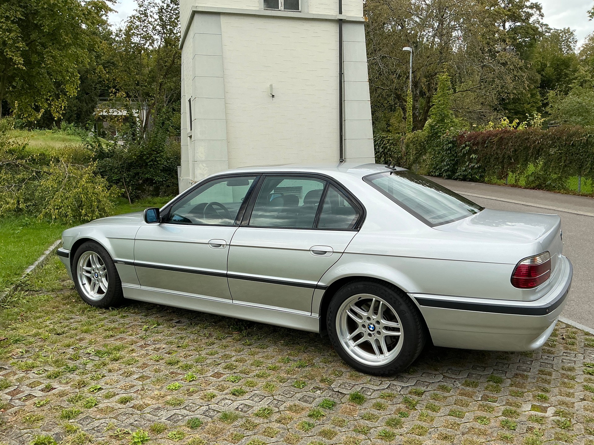 BMW 740i V8 ABS dAiB-image-2