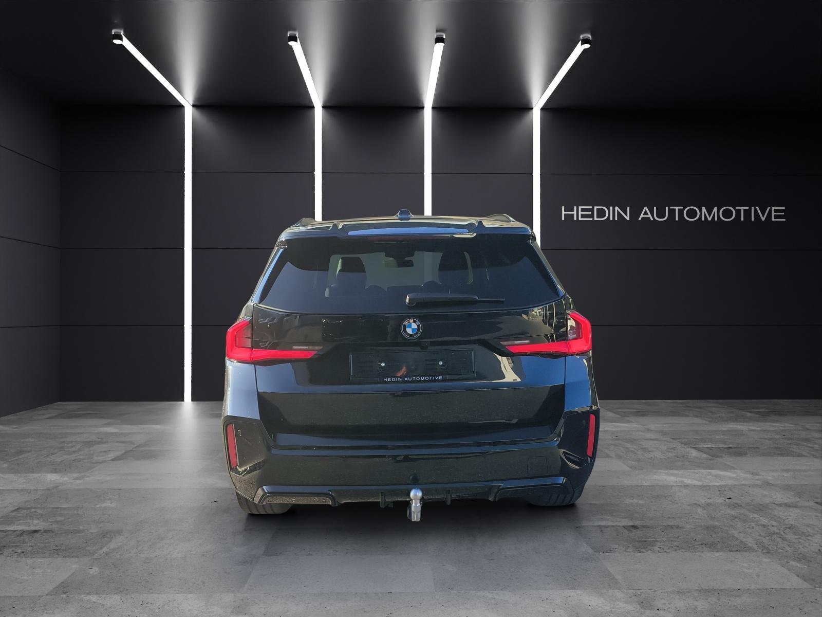BMW X1 23d xDrive paddles-showroom-element-3
