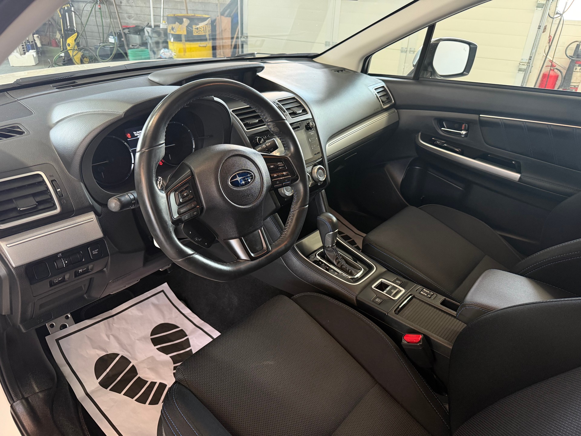 SUBARU Levorg 2.0i Swiss Plus AWD Lineartronic | CH-Auto | 1-Hand | Ab MFK 08.2025 | AHK | Ab Service-image-7