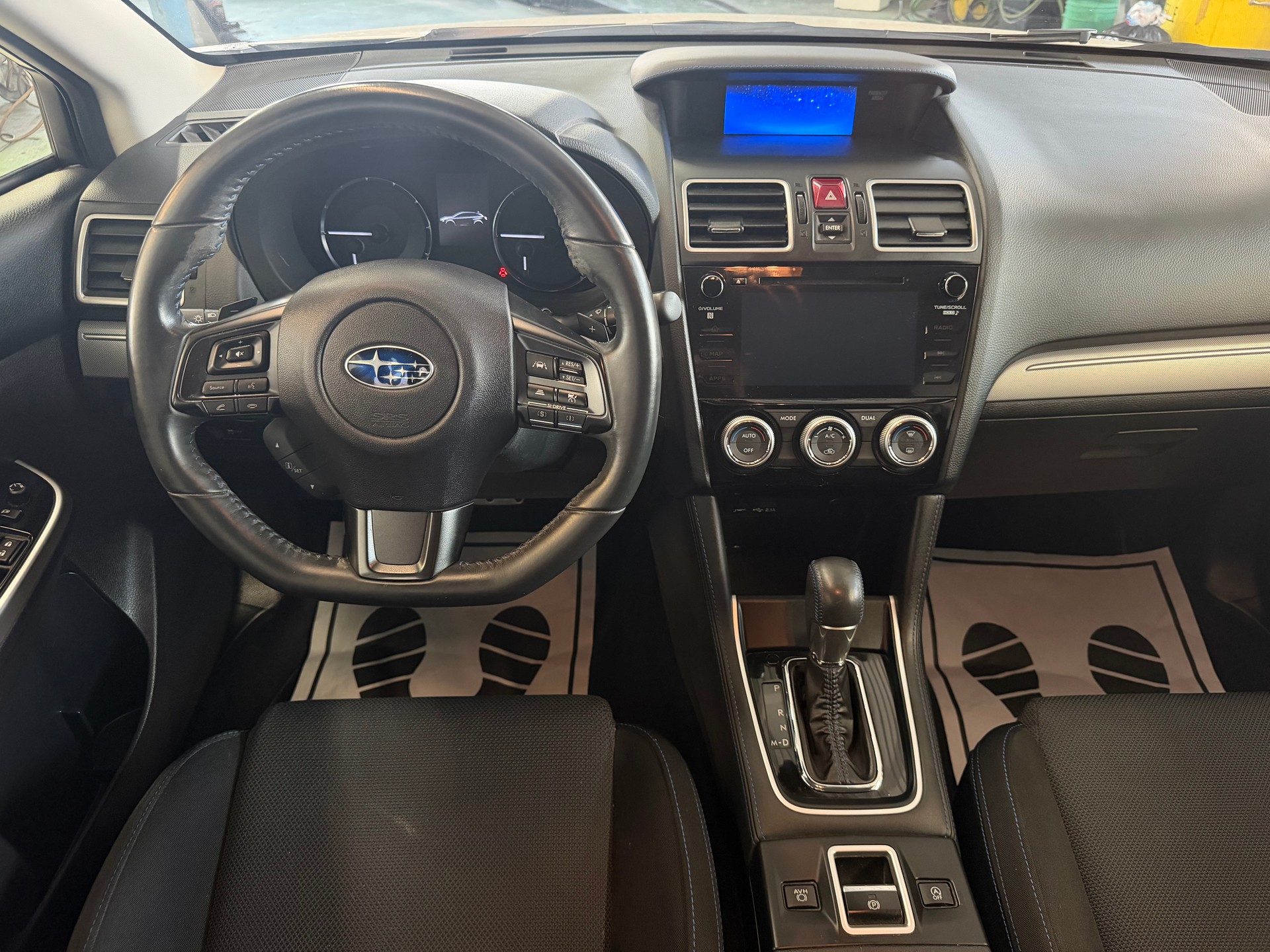 SUBARU Levorg 2.0i Swiss Plus AWD Lineartronic | CH-Auto | 1-Hand | Ab MFK 08.2025 | AHK | Ab Service-image-11