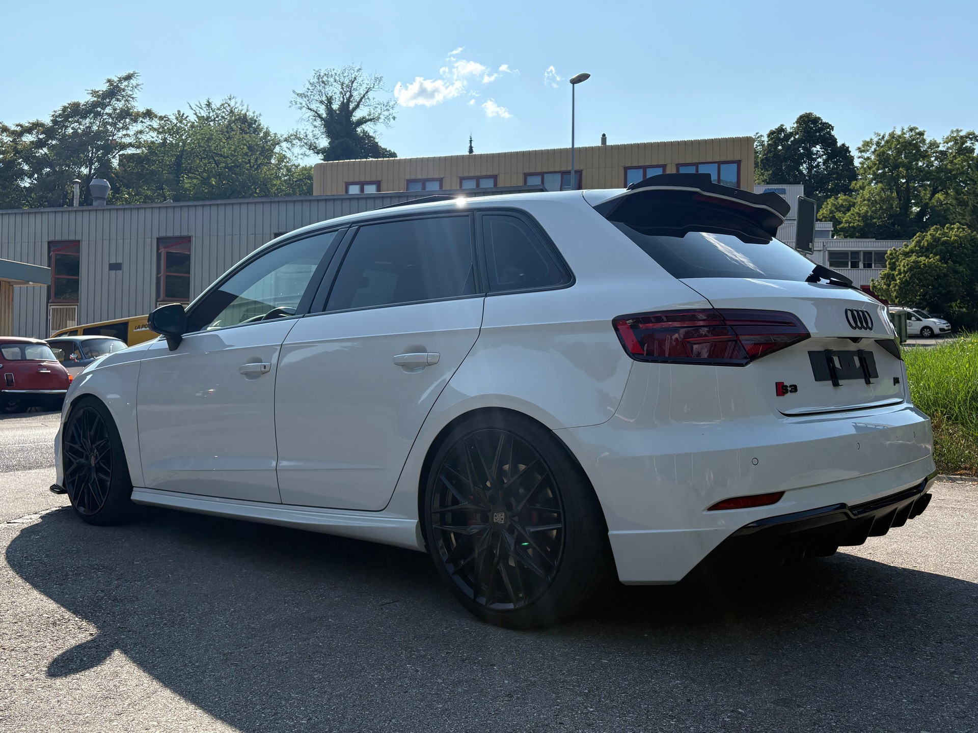 AUDI S3 Sportback 2.0 T FSI quattro S-Tronic-image-3