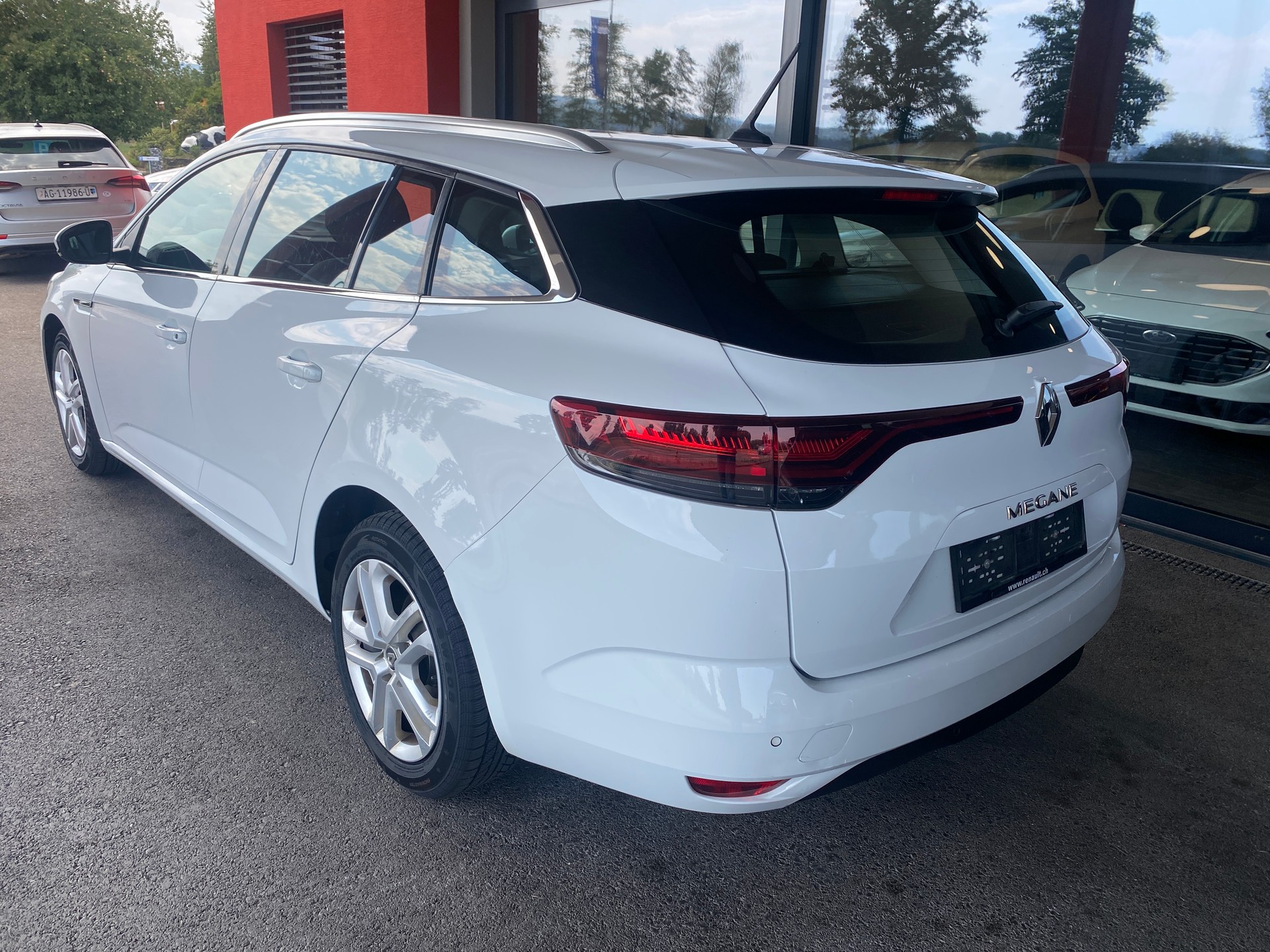 RENAULT Mégane Grandtour 1.5 dCi Business EDC-image-2