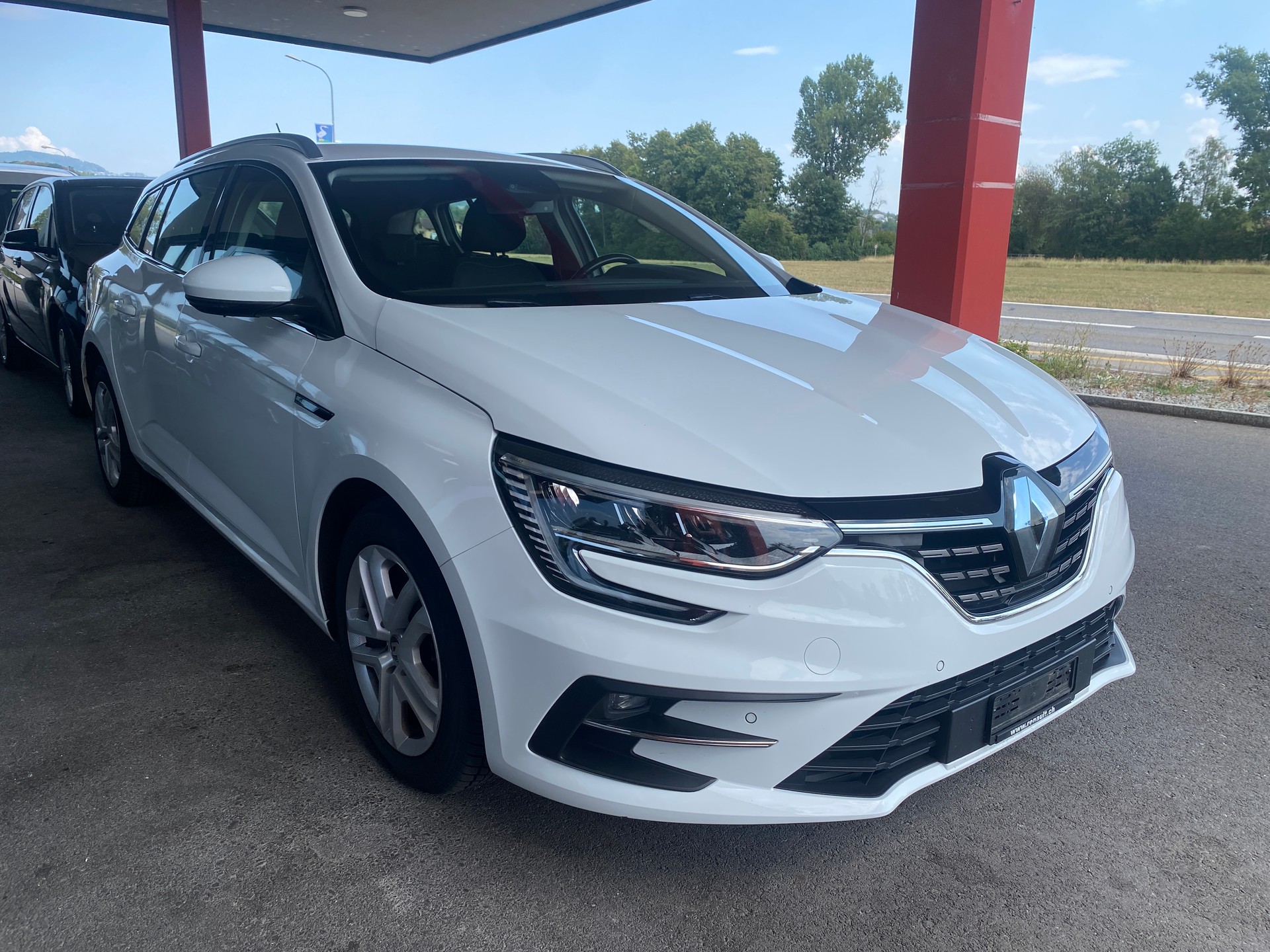 RENAULT Mégane Grandtour 1.5 dCi Business EDC-image-1