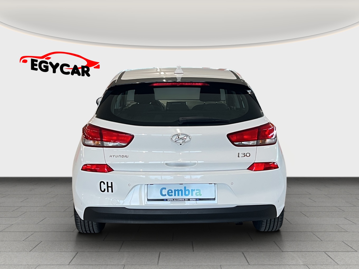 HYUNDAI i30 1.4 T-GDi Amplia-image-3