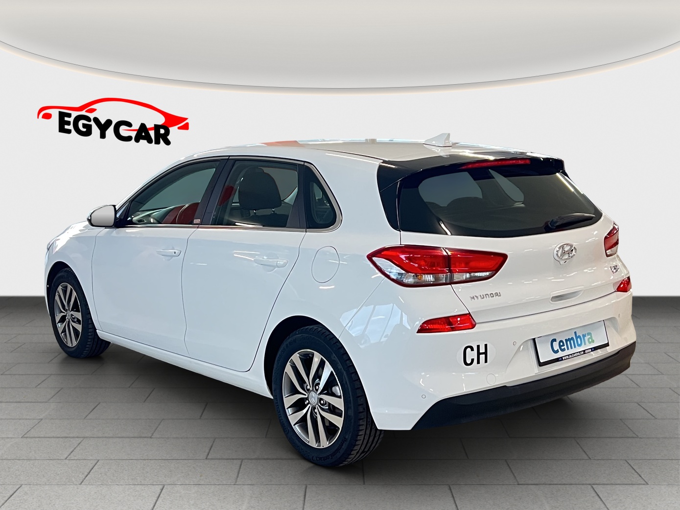 HYUNDAI i30 1.4 T-GDi Amplia-image-4