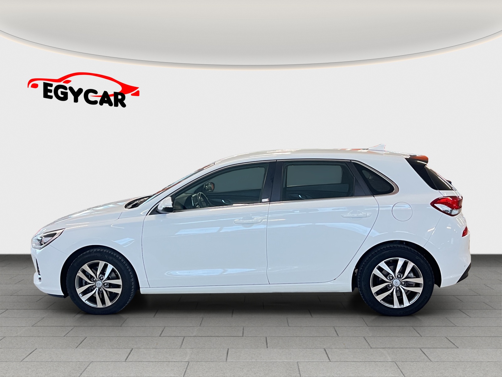 HYUNDAI i30 1.4 T-GDi Amplia-image-5