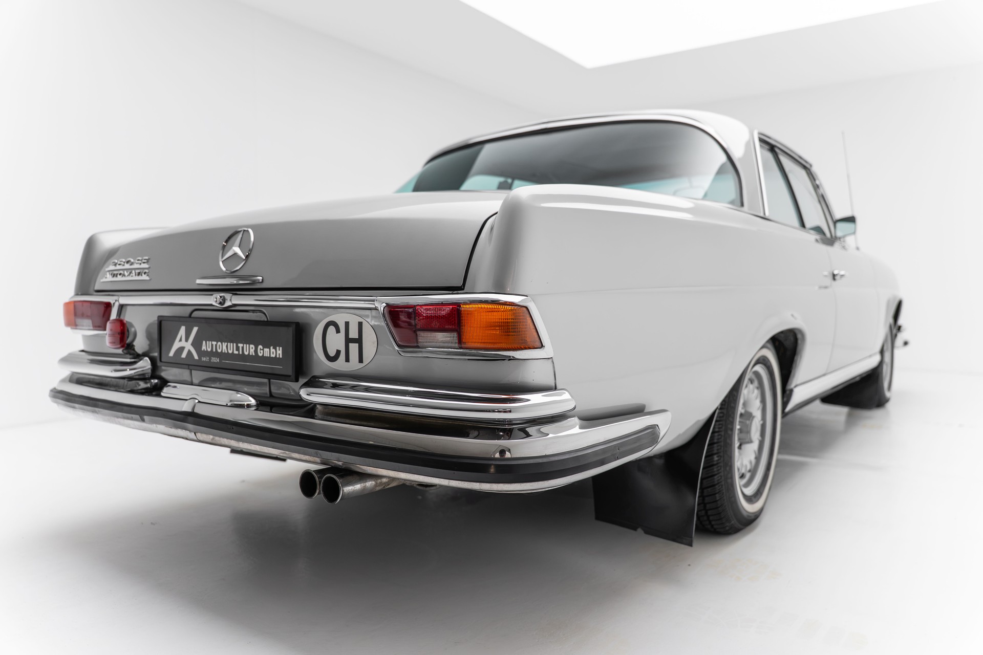 MERCEDES-BENZ 280 SEC-image-15