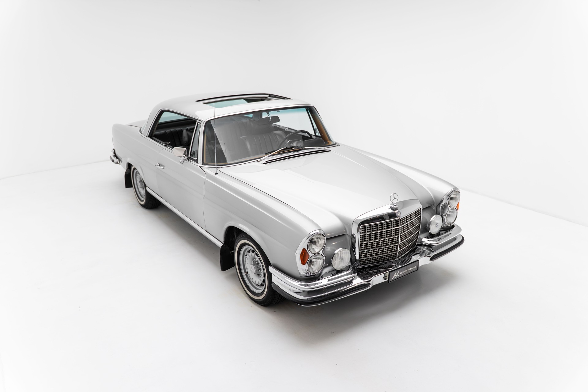 MERCEDES-BENZ 280 SEC-image-4