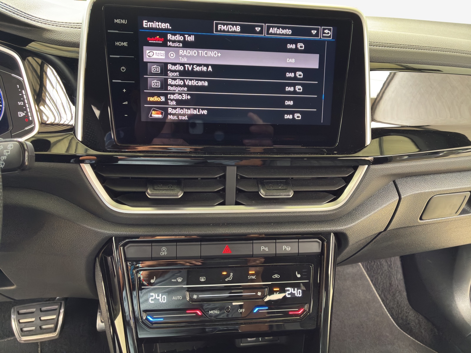 VW T-Roc 2.0 TSI R-Line DSG 4Motion-image-10