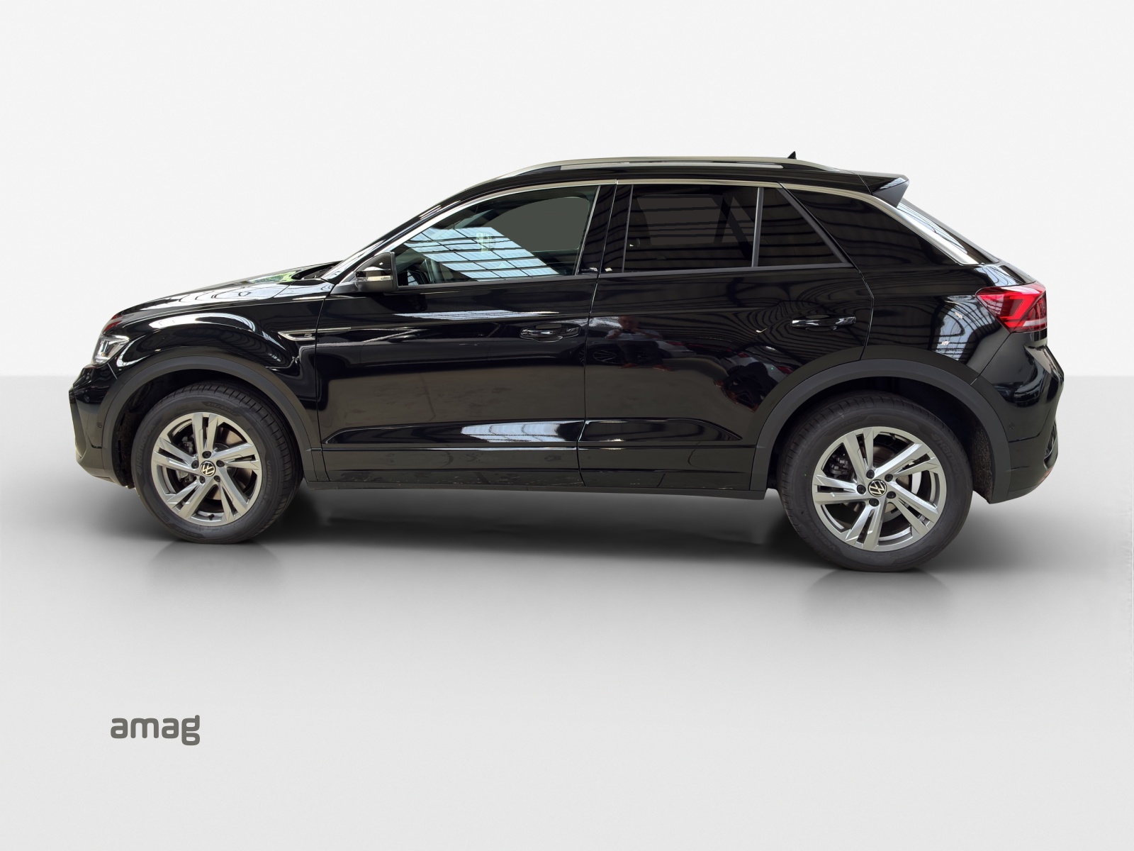 VW T-Roc 2.0 TSI R-Line DSG 4Motion-image-1