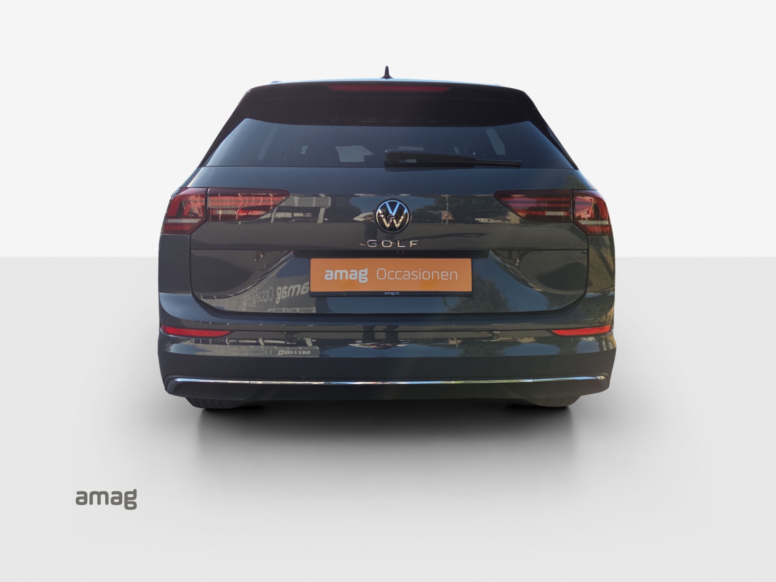 VW Golf Variant 2.0 TDI Style DSG-image-3