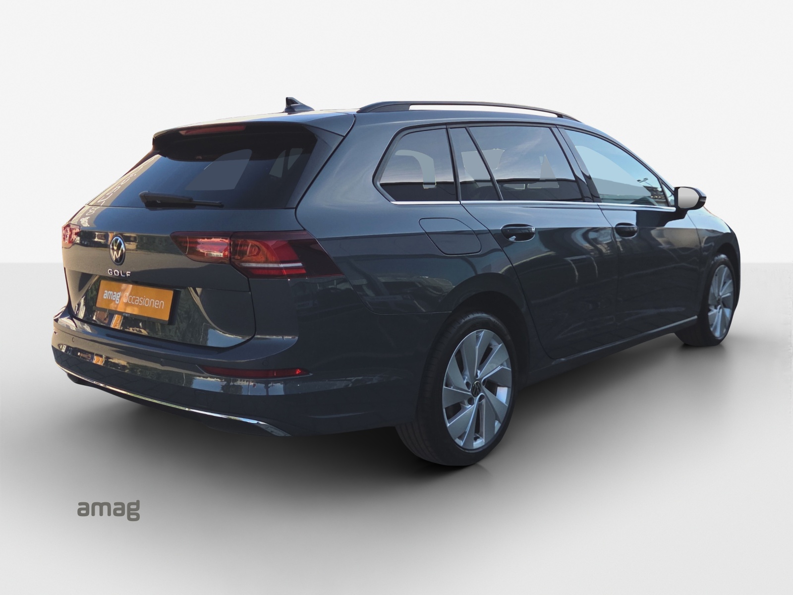 VW Golf Variant 2.0 TDI Style DSG-image-4