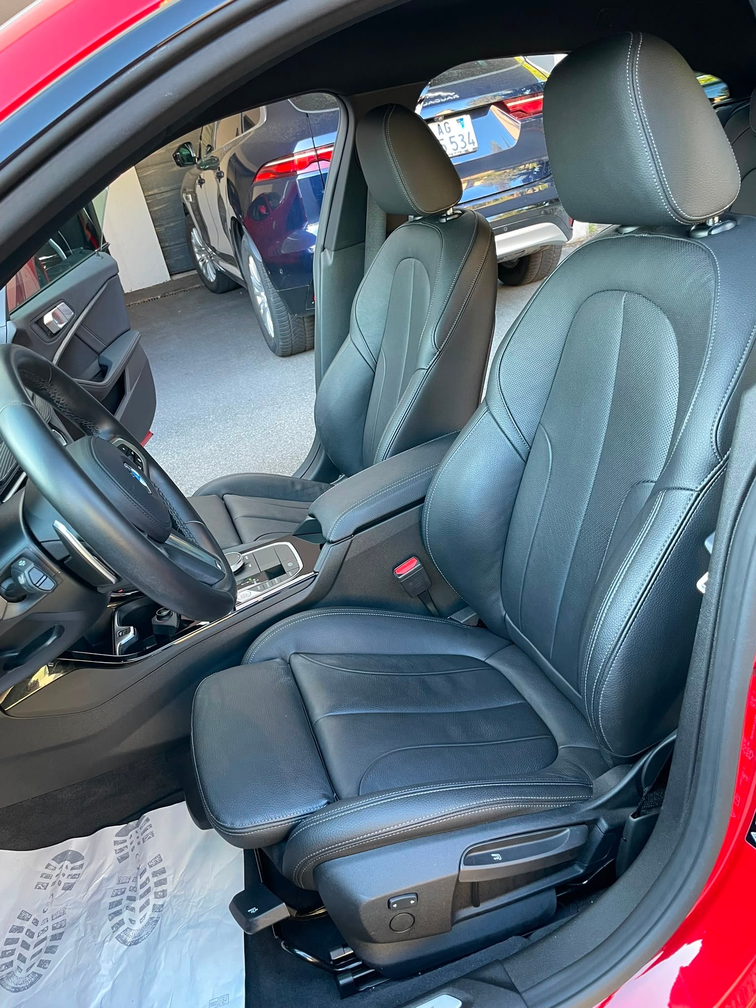 BMW M235i Gran Coupé xDrive Pure M Sport Steptronic | 306PS | CH-Auto | LED | Navi-image-13