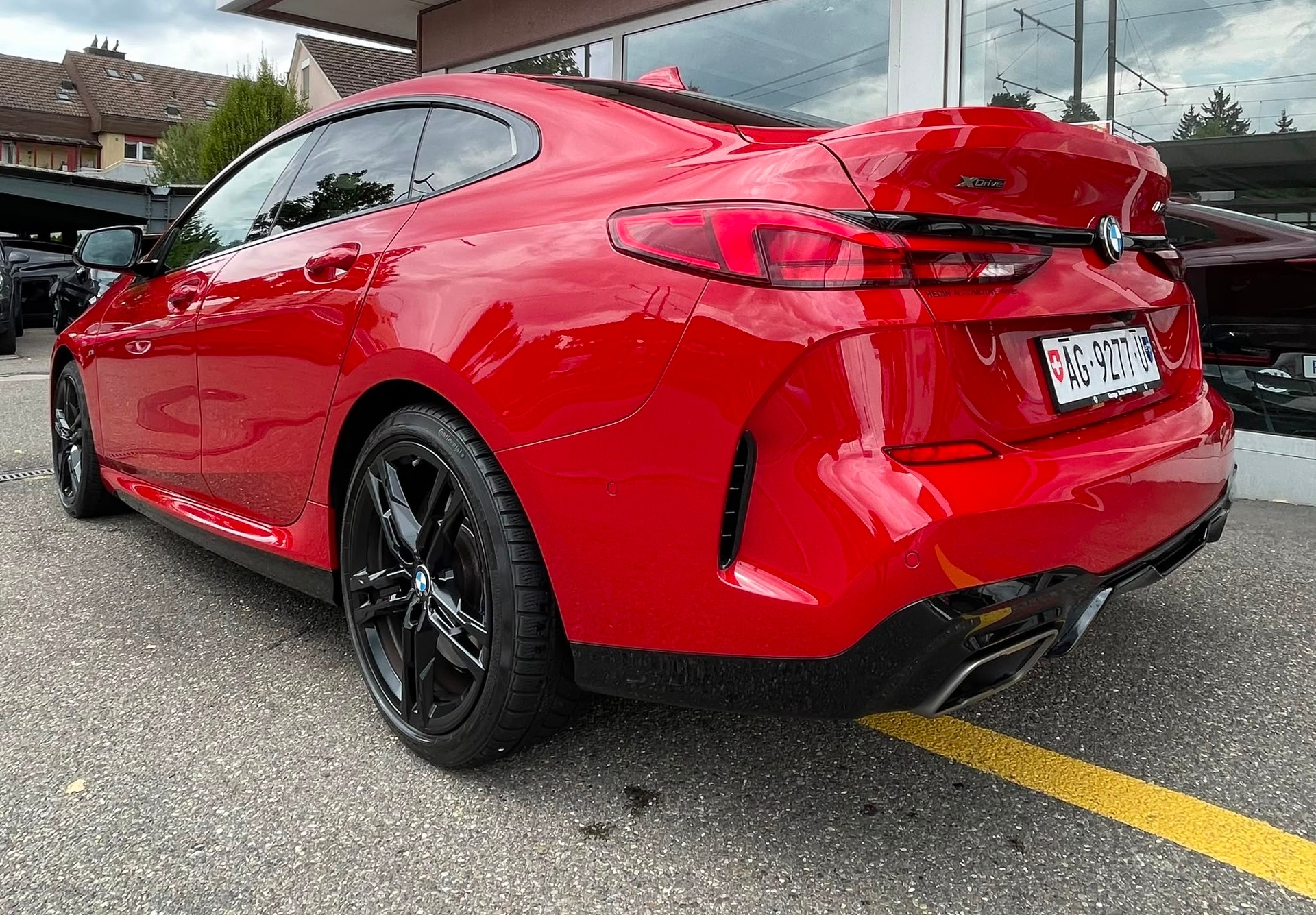 BMW M235i Gran Coupé xDrive Pure M Sport Steptronic | 306PS | CH-Auto | LED | Navi-image-4