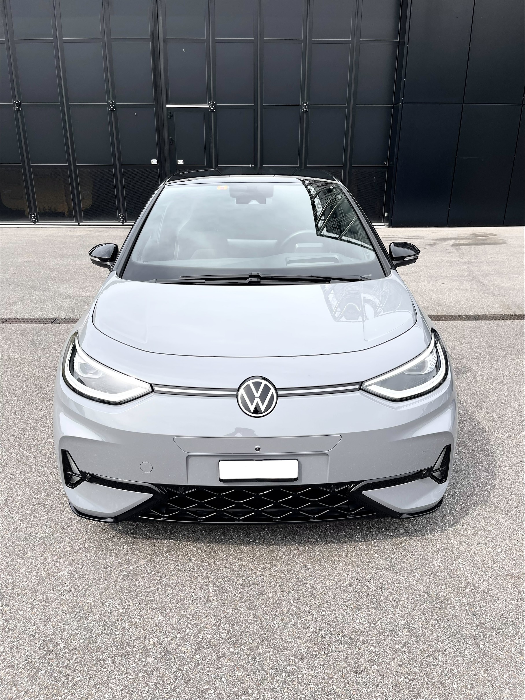 VW GTX Performance United mit Anhängerkupplung für einen Fahrradträger und Wärmepumpe für mehr Reichweite-image-2