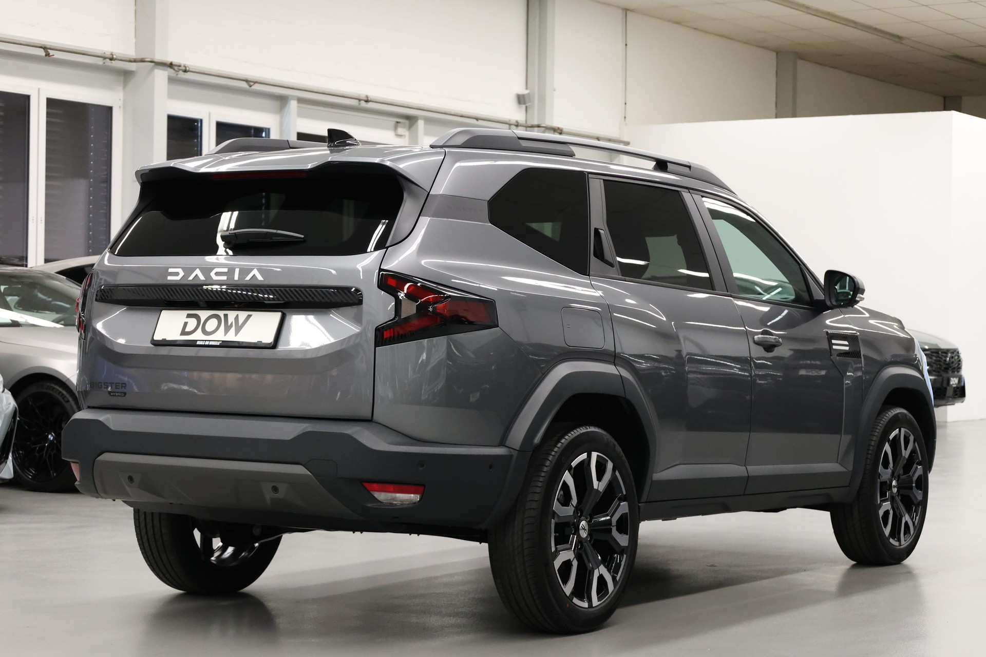 DACIA Bigster 1.8 Hybrid Journey-image-5