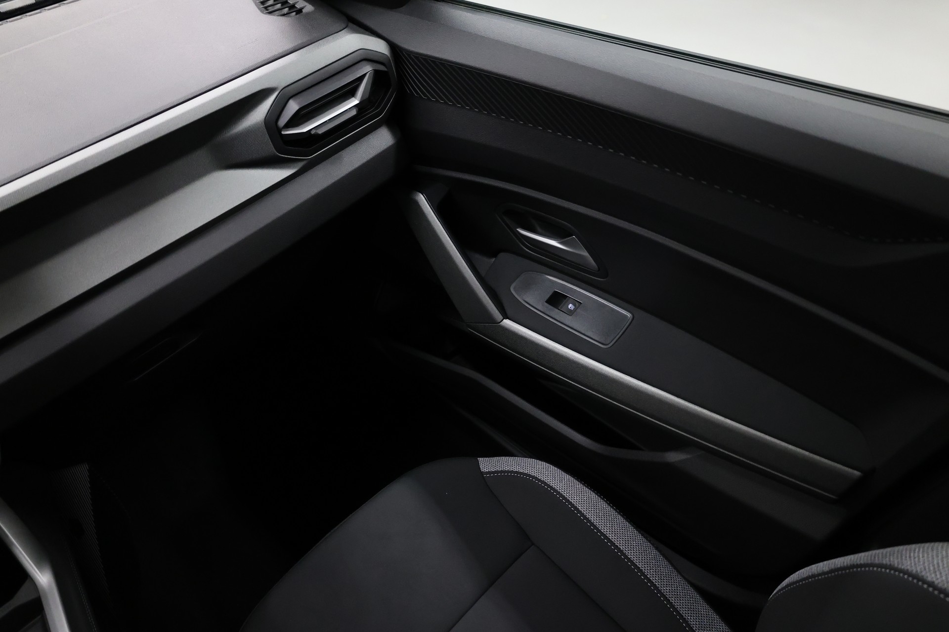 DACIA Bigster 1.8 Hybrid Journey-image-20