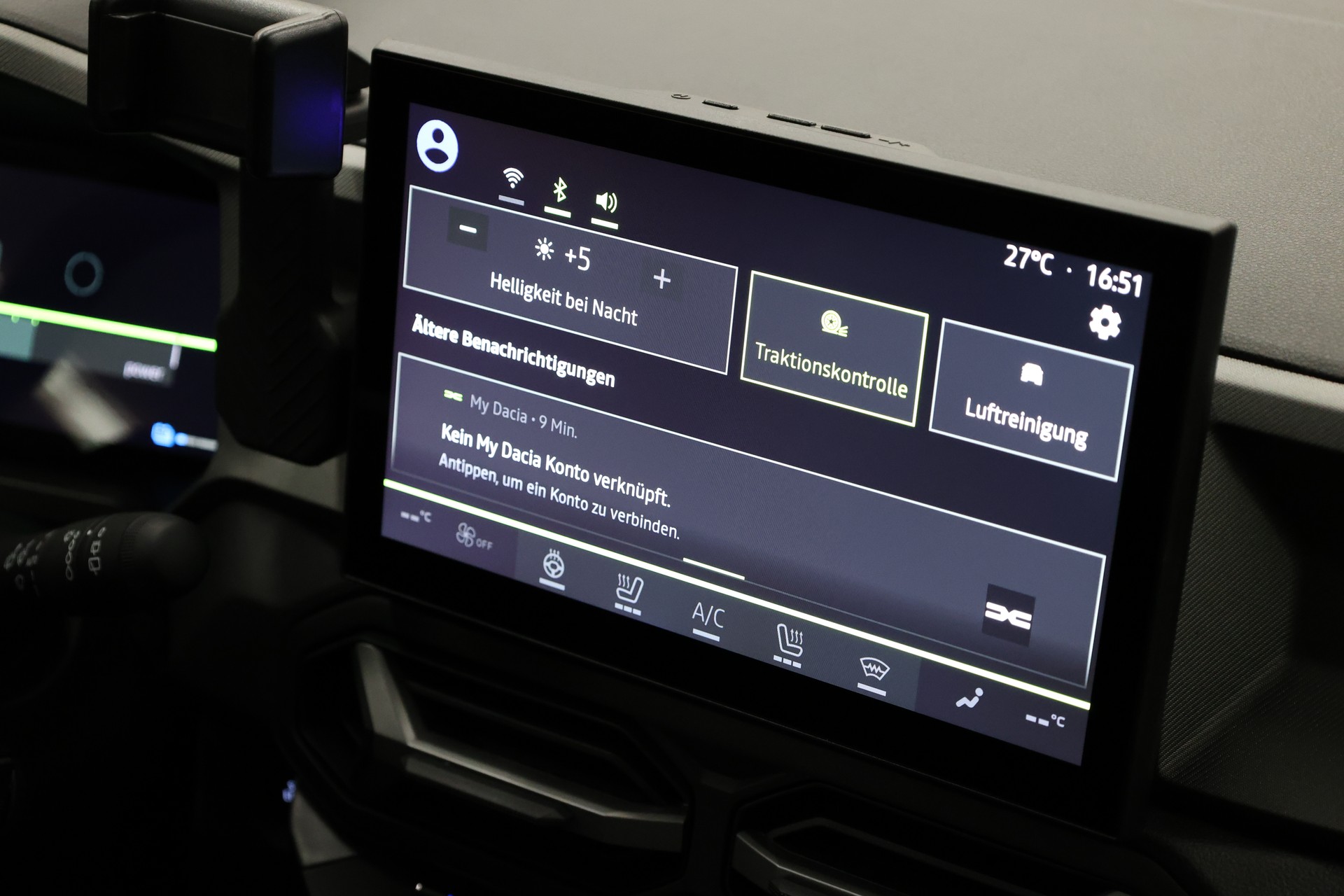 DACIA Bigster 1.8 Hybrid Journey-image-18
