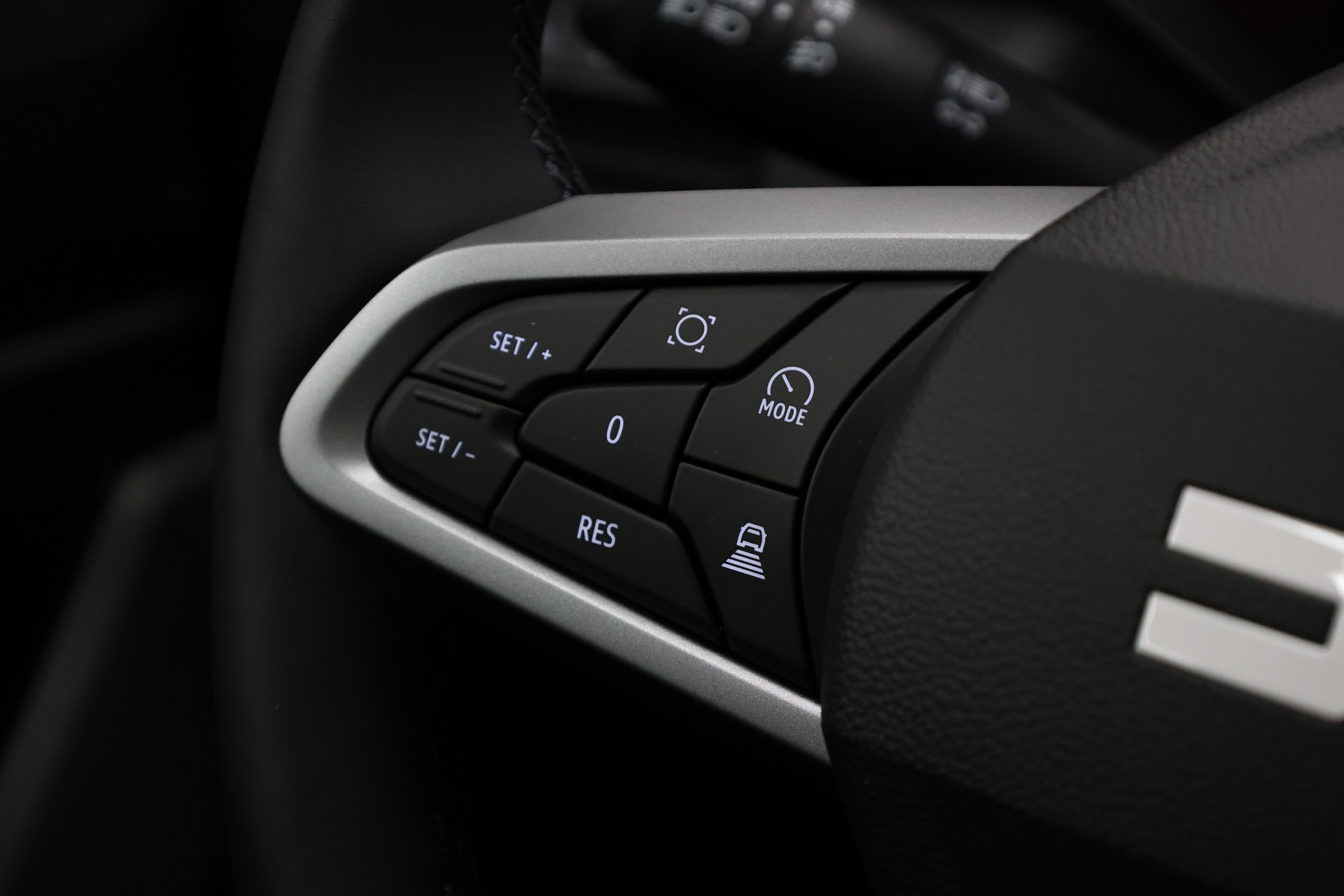 DACIA Bigster 1.8 Hybrid Journey-image-27