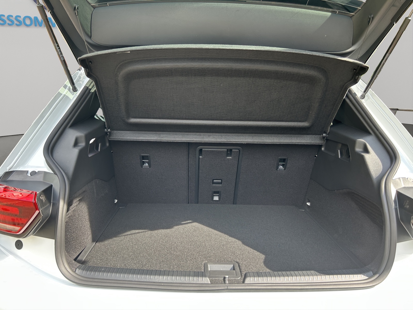 VW ID.3 Neo 58 kWh 190 PS Life-image-10