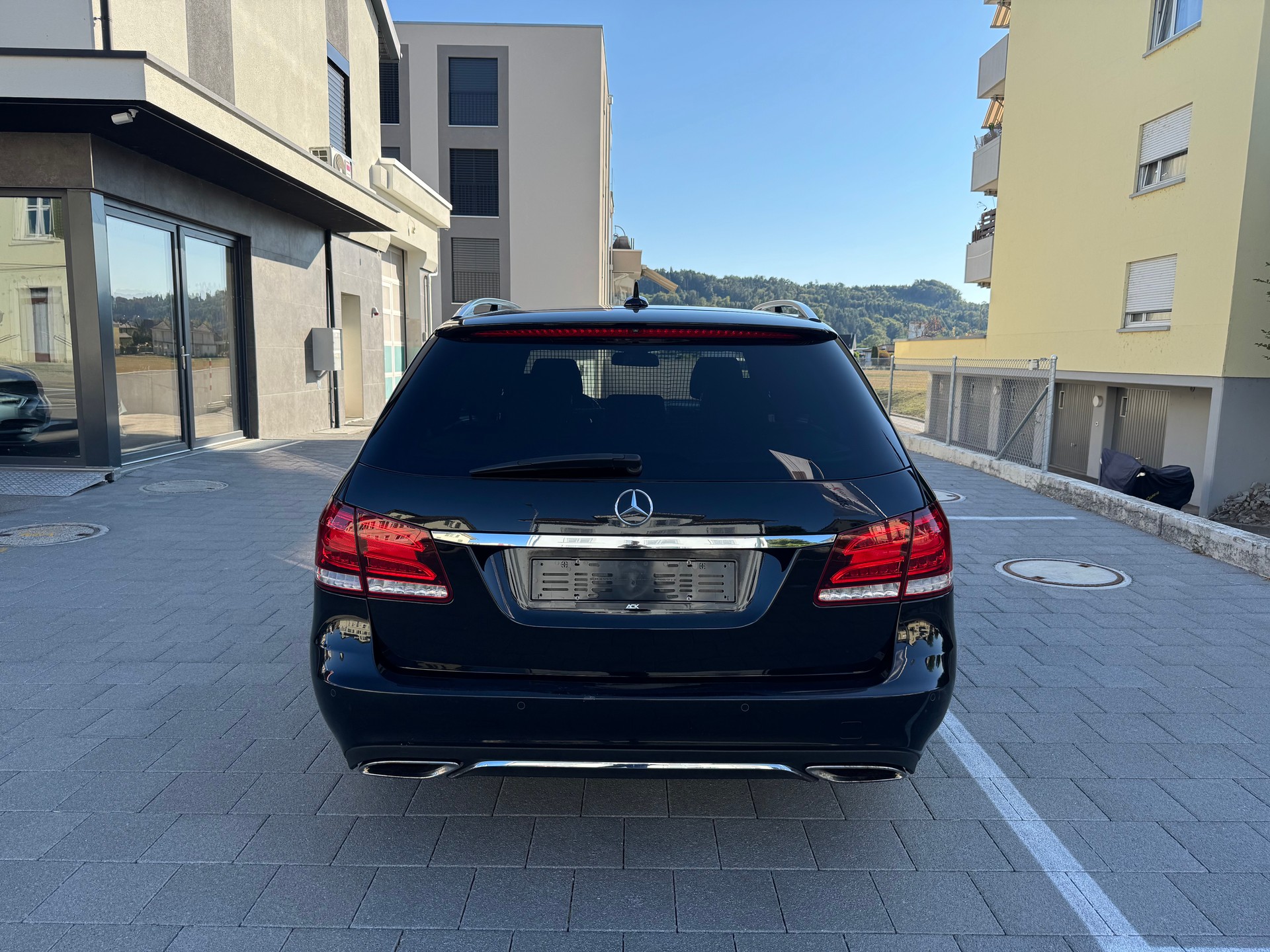 MERCEDES-BENZ E 200 CDI BlueEfficiency Elégance 7G-Tronic-image-3