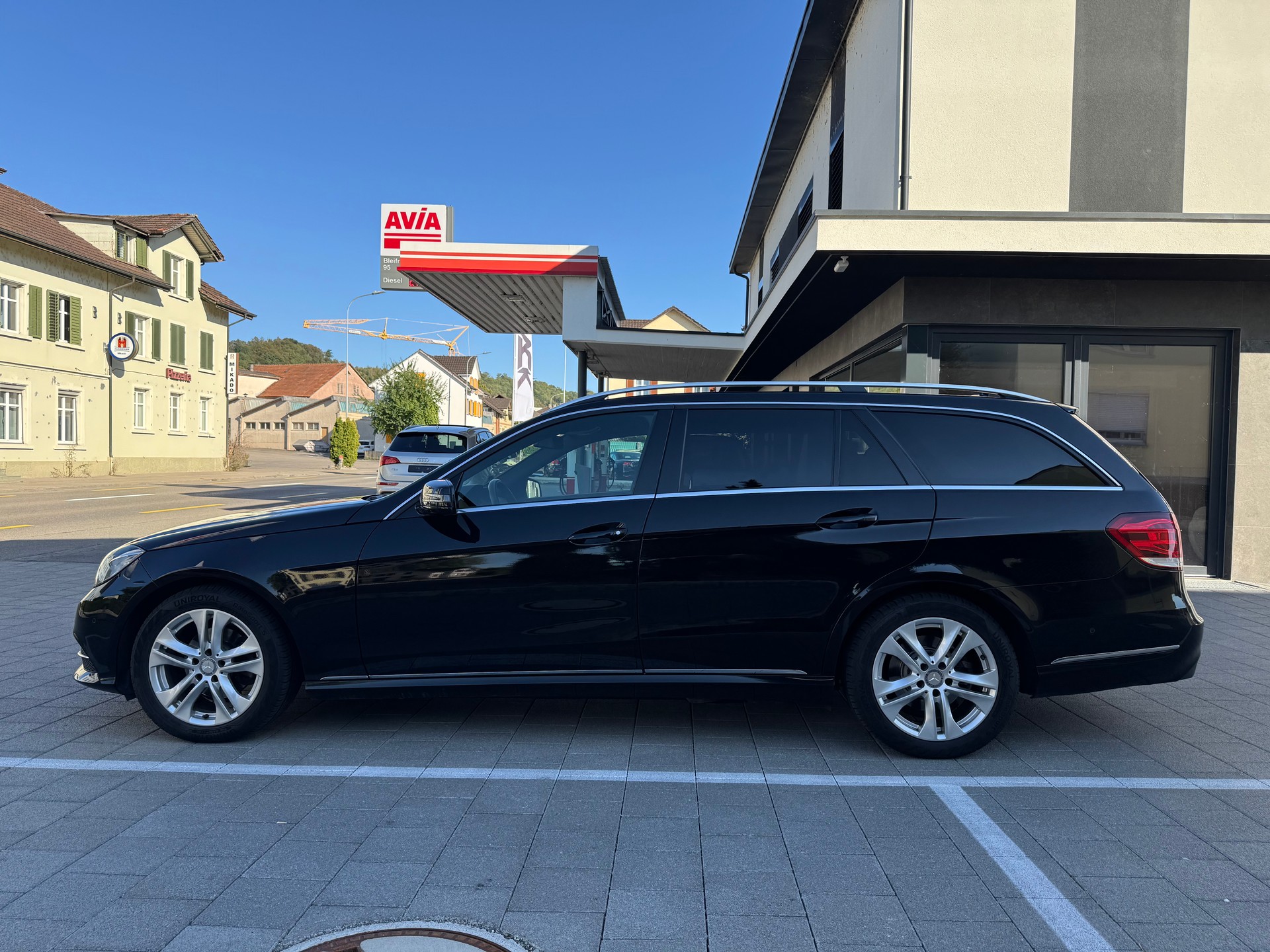 MERCEDES-BENZ E 200 CDI BlueEfficiency Elégance 7G-Tronic-image-1