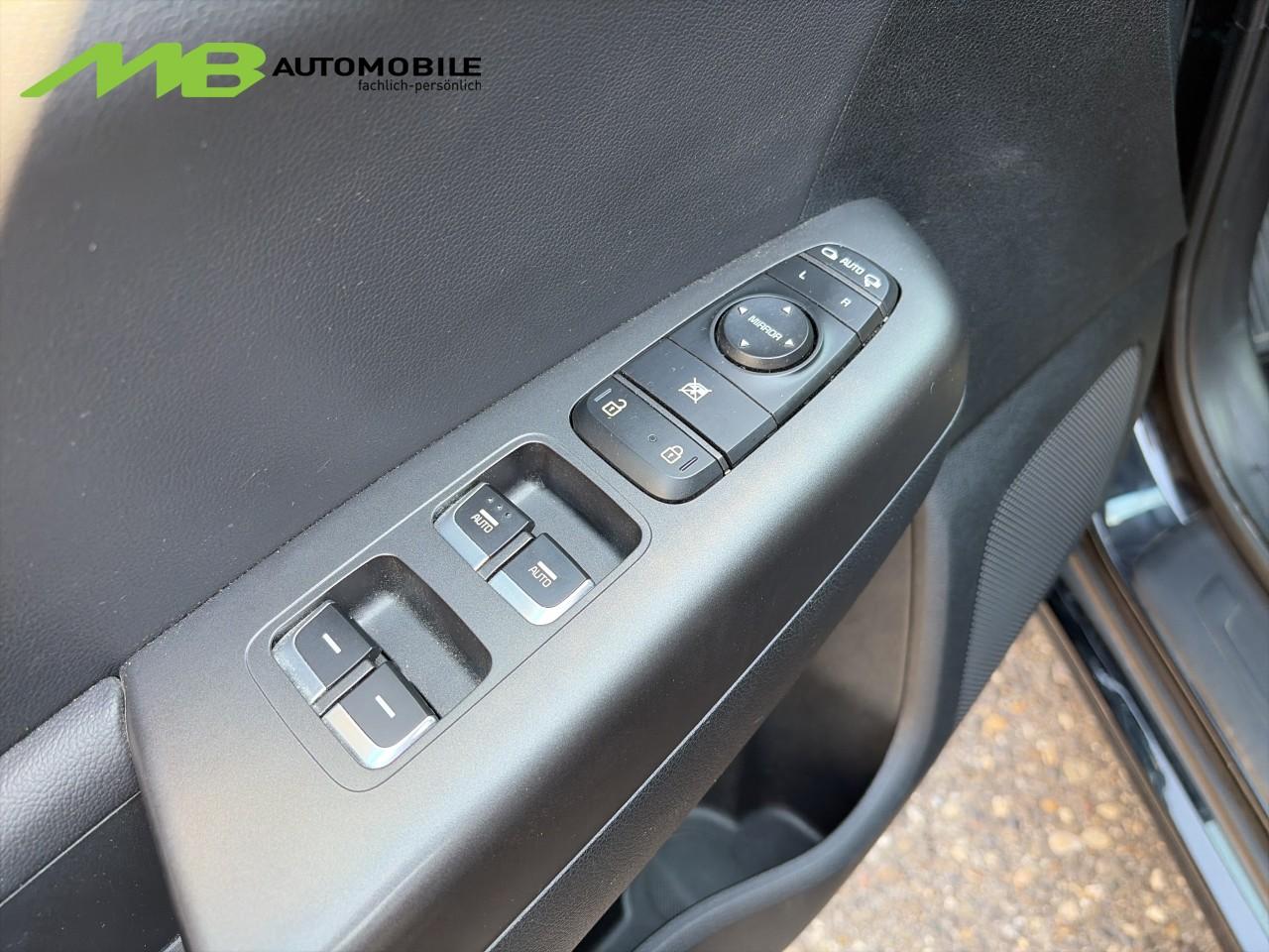 KIA Sportage 1.6 T-GDi Black Edition-image-8
