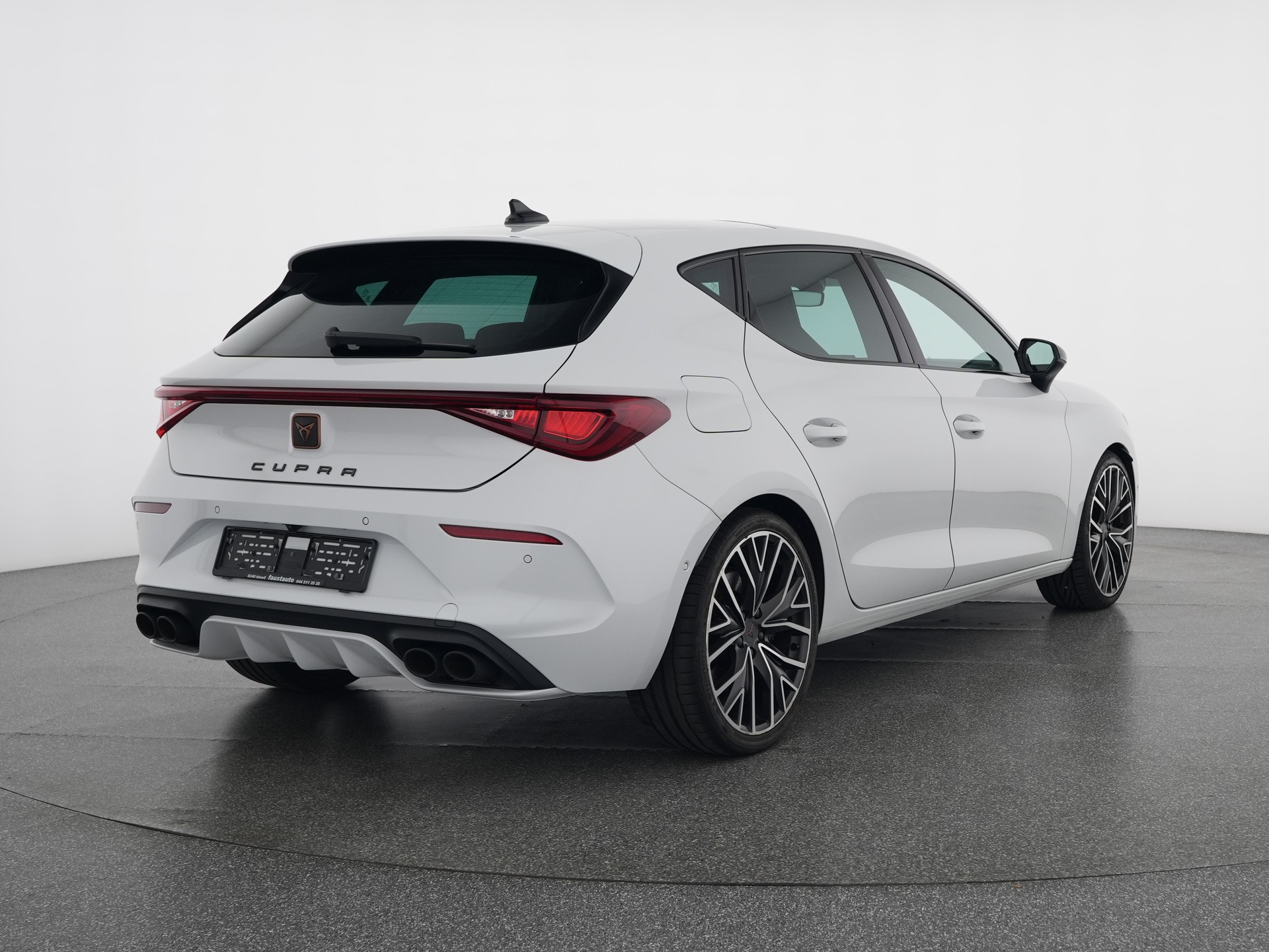 CUPRA LEON VZ 2.0 TSI DSG-image-3