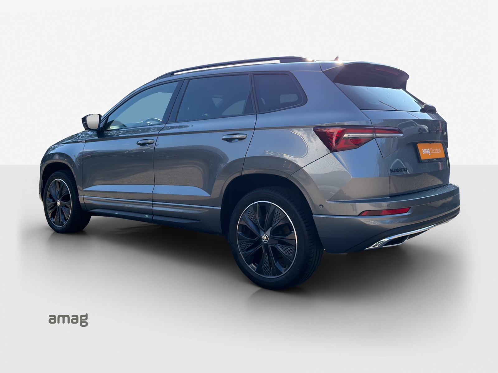 SKODA Karoq 1.5 TSI SportLine DSG-showroom-element-2