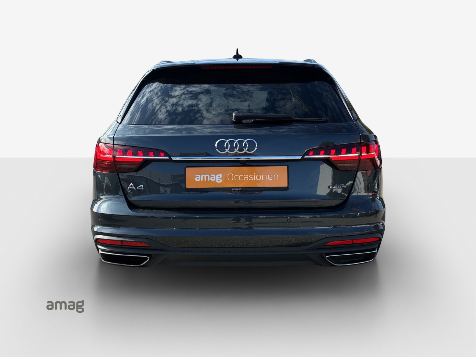 AUDI A4 Avant 40 TDI Attraction quattro S-tronic-image-3