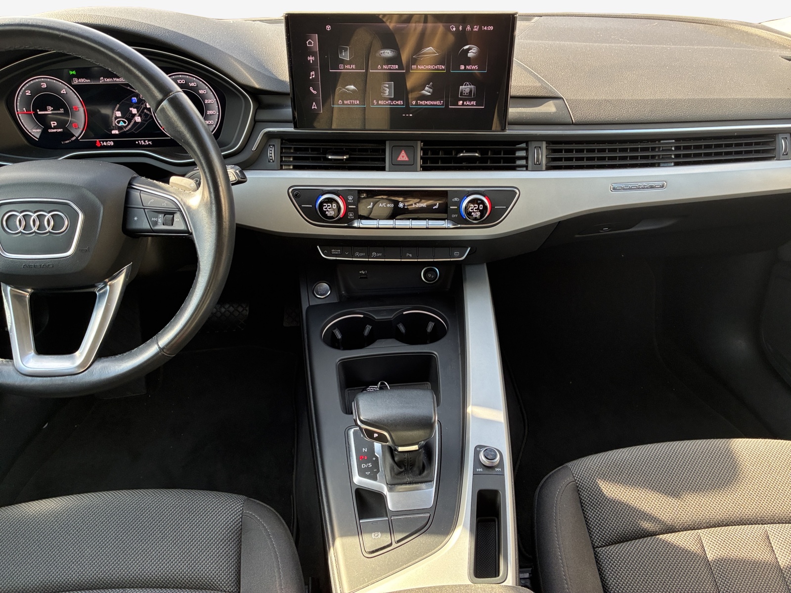 AUDI A4 Avant 40 TDI Attraction quattro S-tronic-image-10