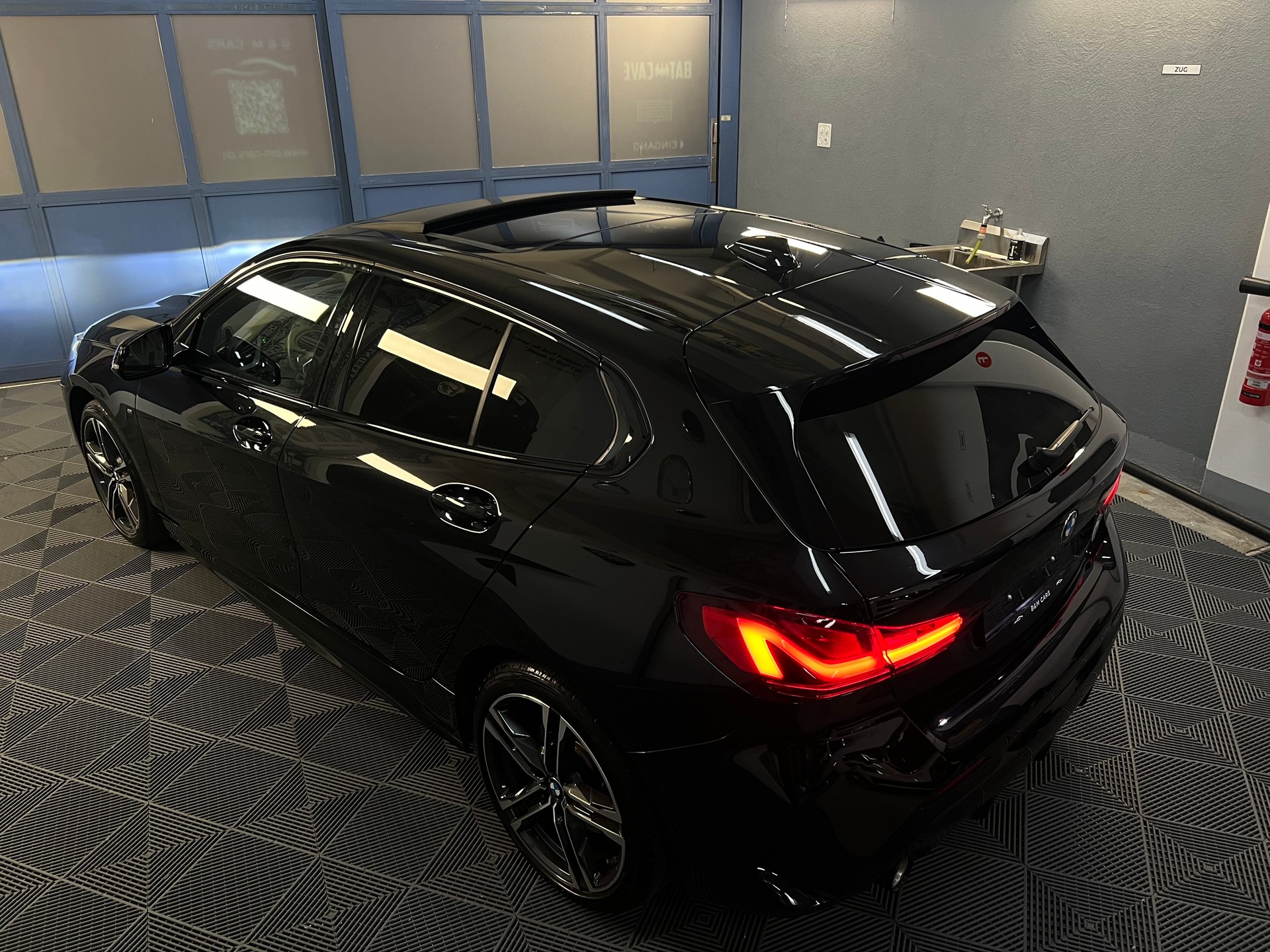 BMW 120i Pure M Sport Steptronic *CH* *Gratis Service bis 100'000KM*-image-6
