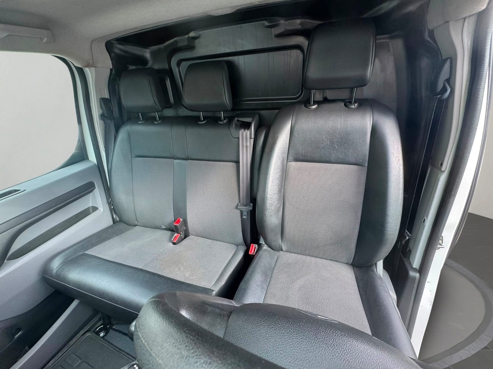 CITROEN Jumpy 2.0 BlueHDi 120 XL Club-image-8