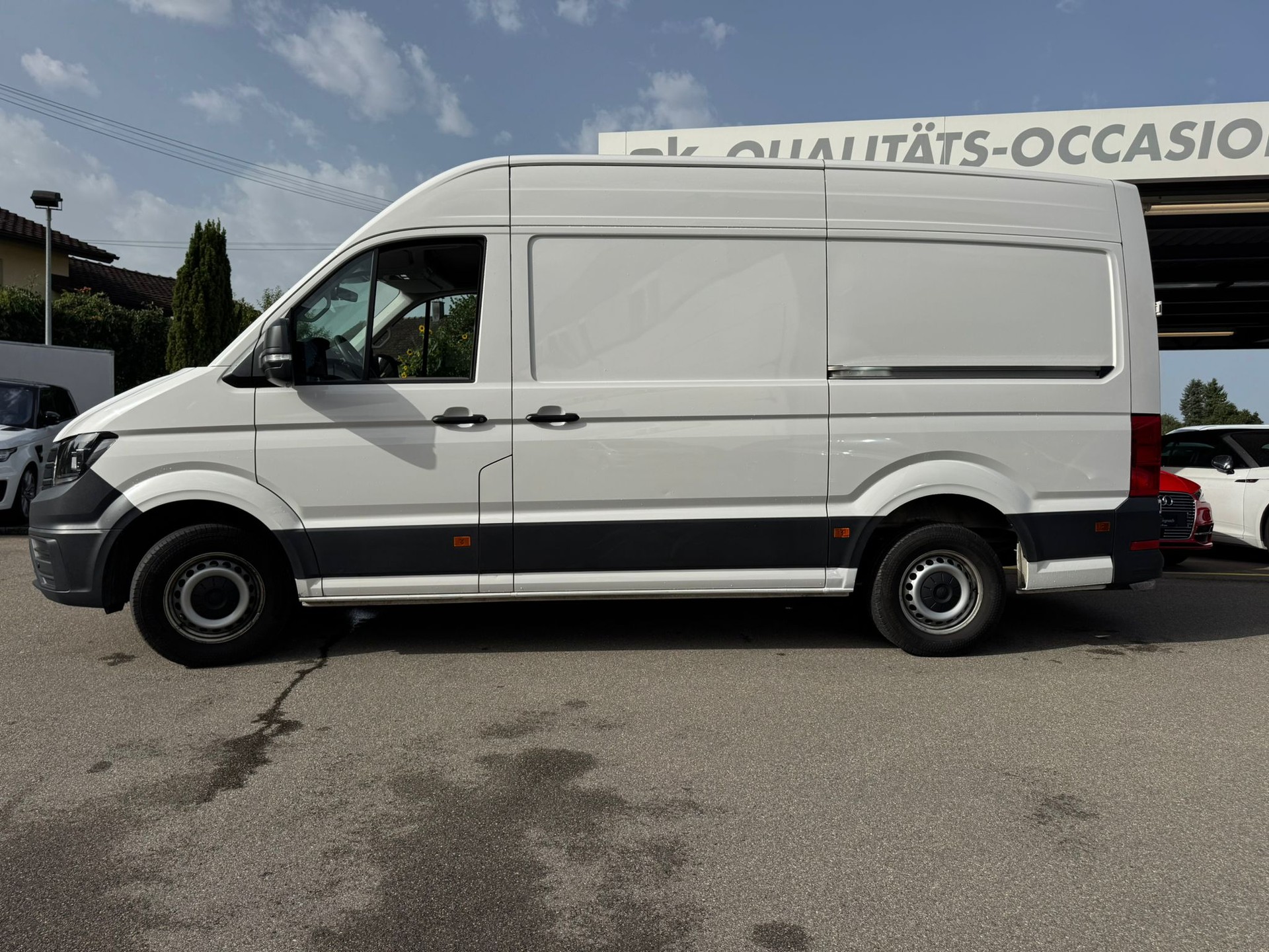 VW Crafter 35 2.0 TDI L3 4Motion-image-2