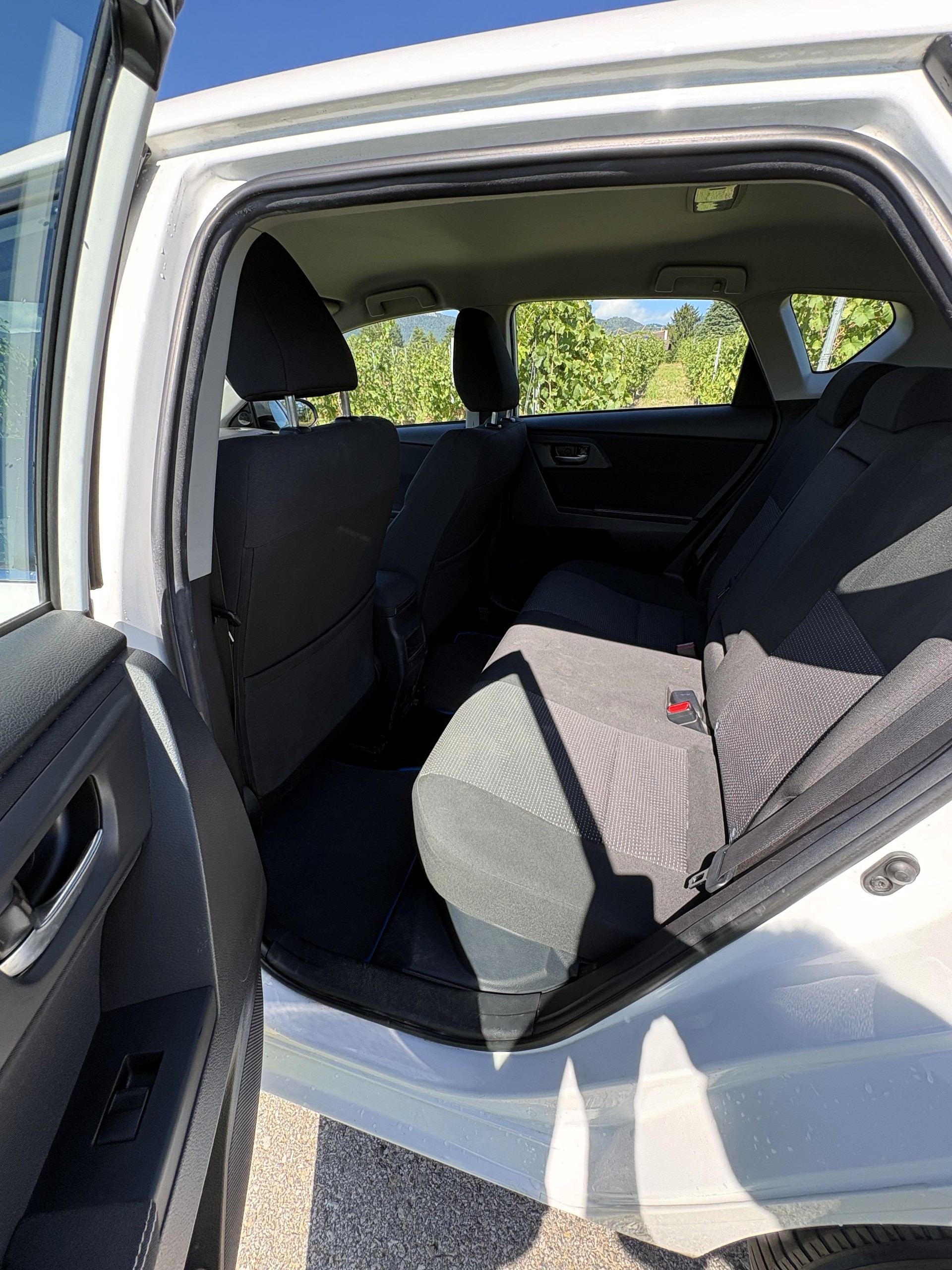 TOYOTA 1.8 HSD Linea Luna-image-4