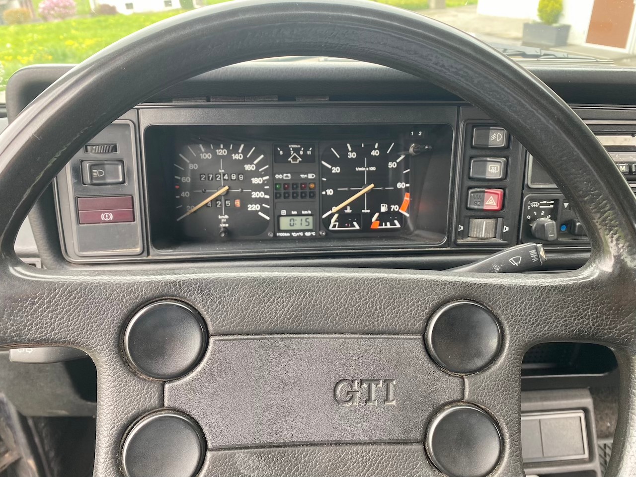 VW Golf I GTI Serie 2-image-11