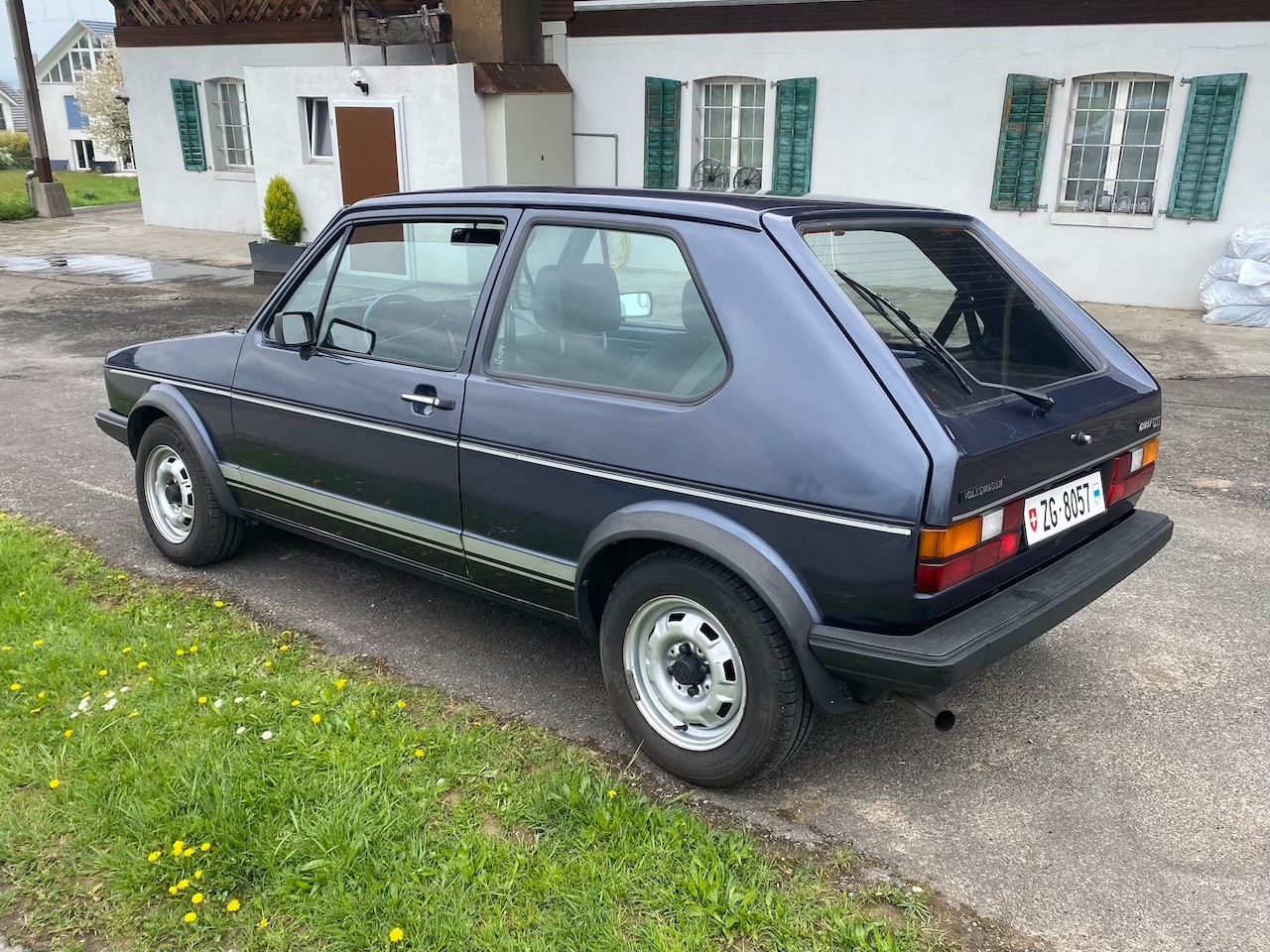 VW Golf I GTI Serie 2-image-1
