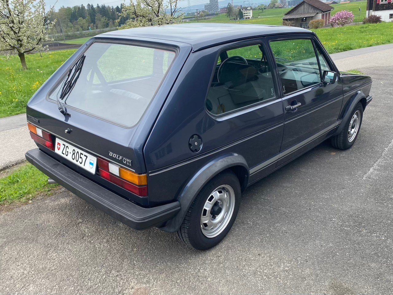 VW Golf I GTI Serie 2-image-2
