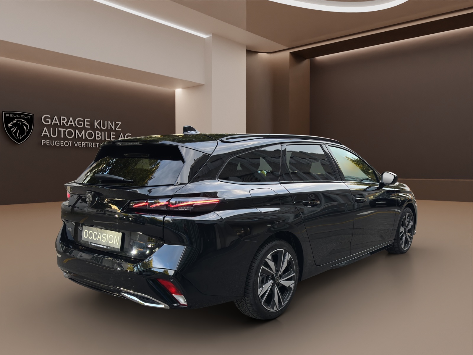 PEUGEOT 308 SW 1.2 HEV 136 GT-image-4