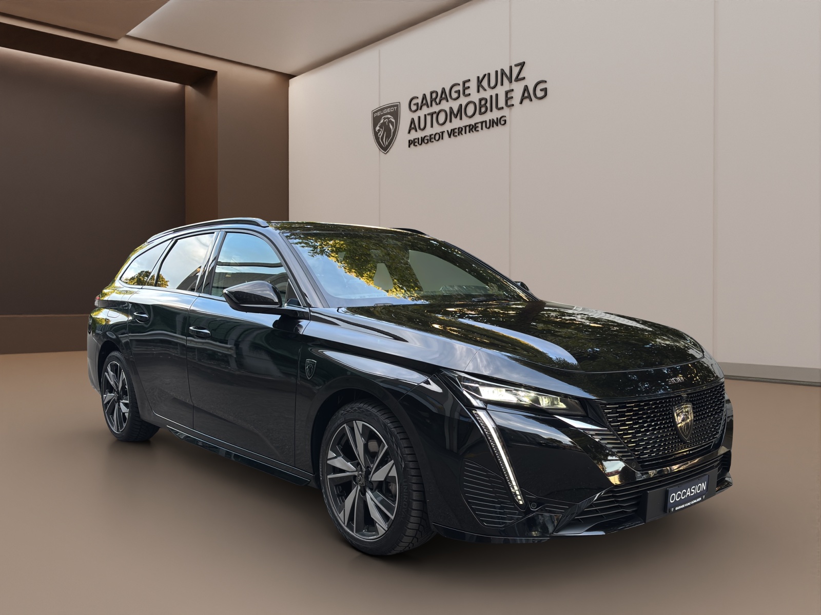 PEUGEOT 308 SW 1.2 HEV 136 GT-image-6