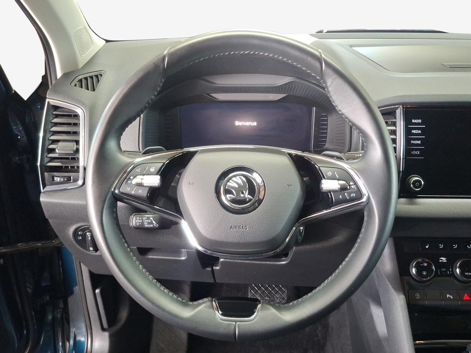 SKODA Karoq 1.5 TSI Ambition DSG-image-9
