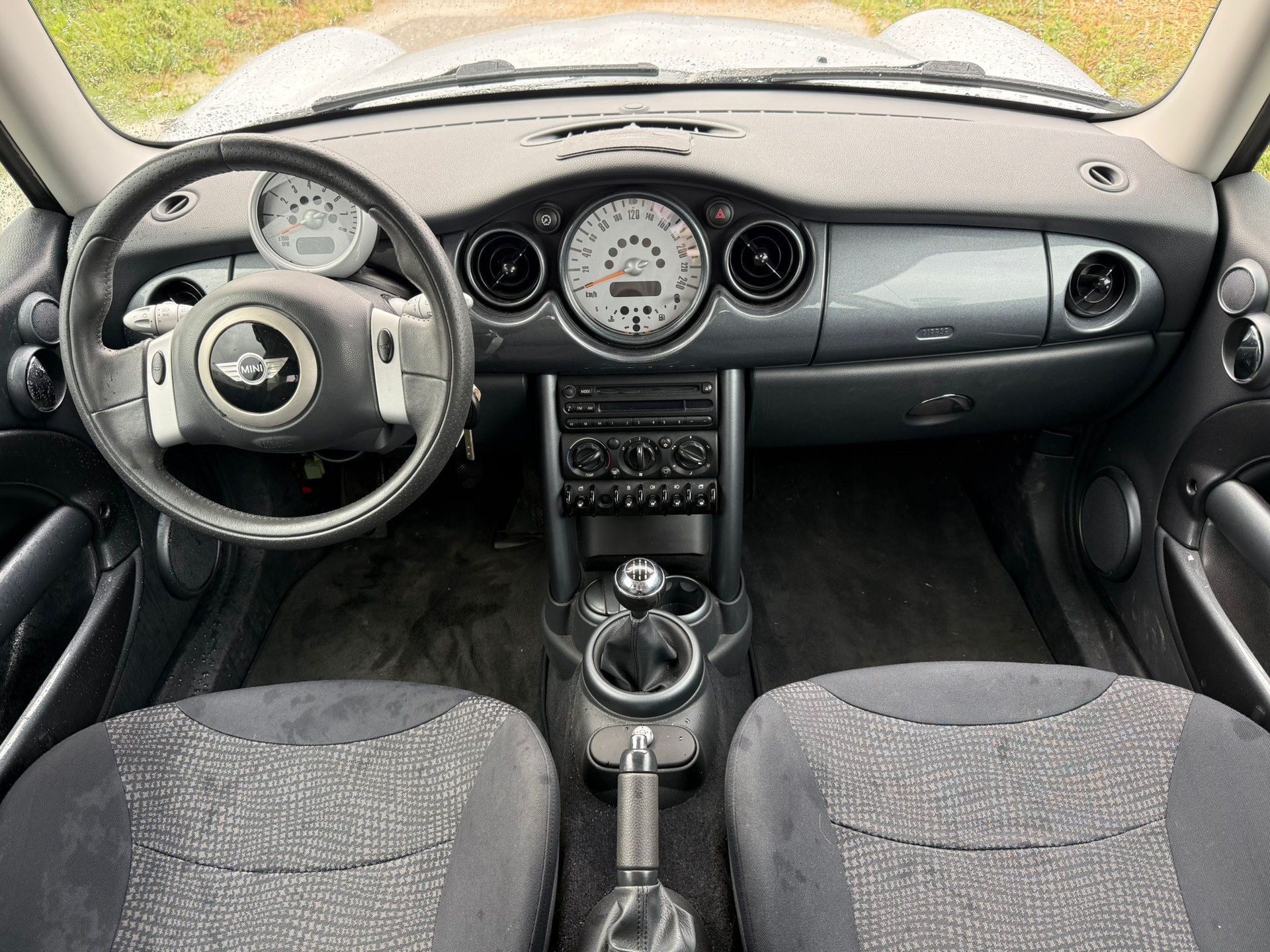 MINI One-image-9